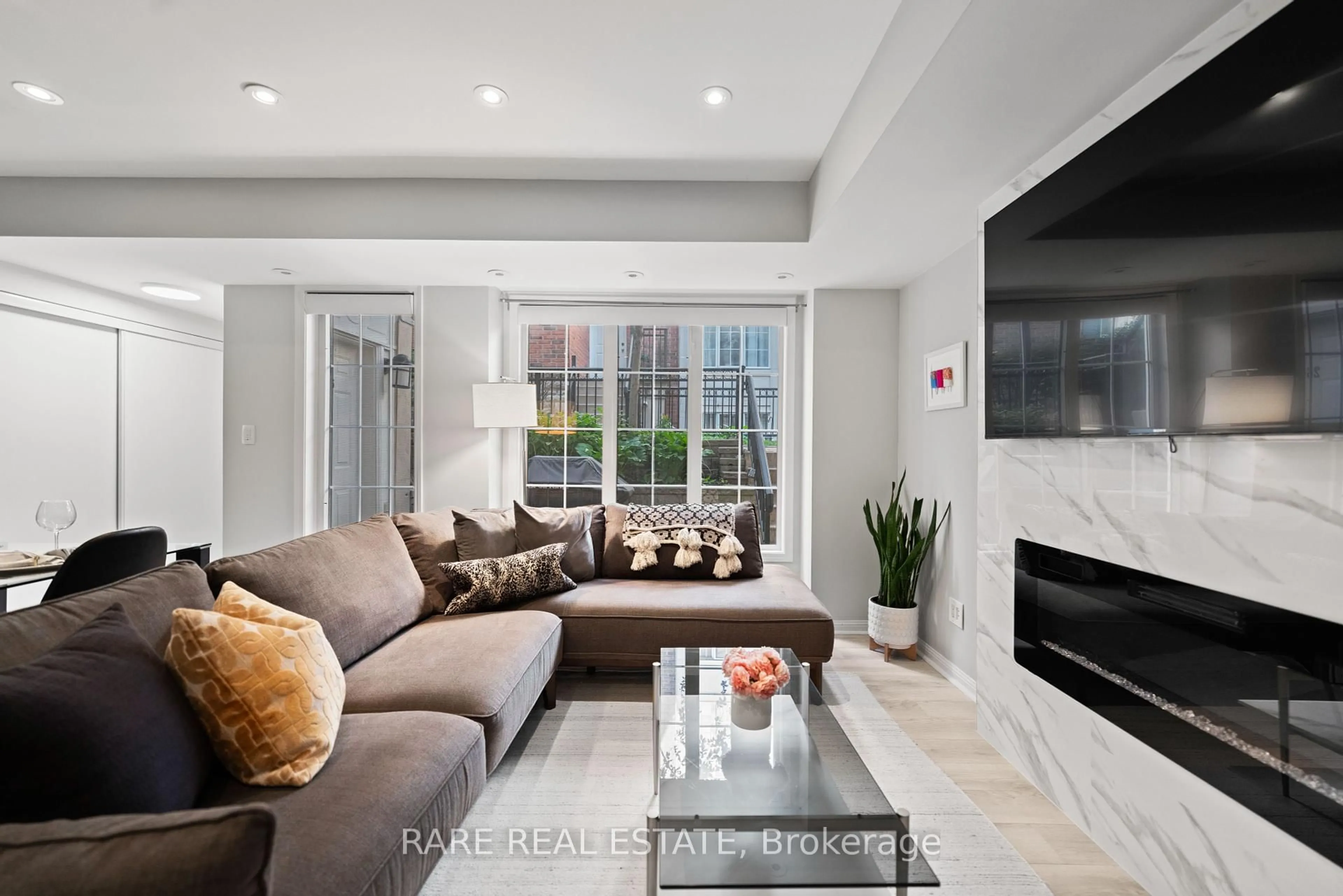Living room with furniture, ceramic/tile floor for 3 Everson Dr #266, Toronto Ontario M2N 7C2