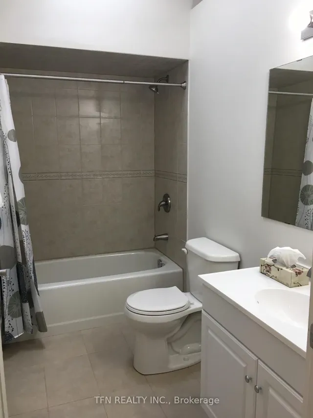 Primary image of 447 Oakwood Ave
