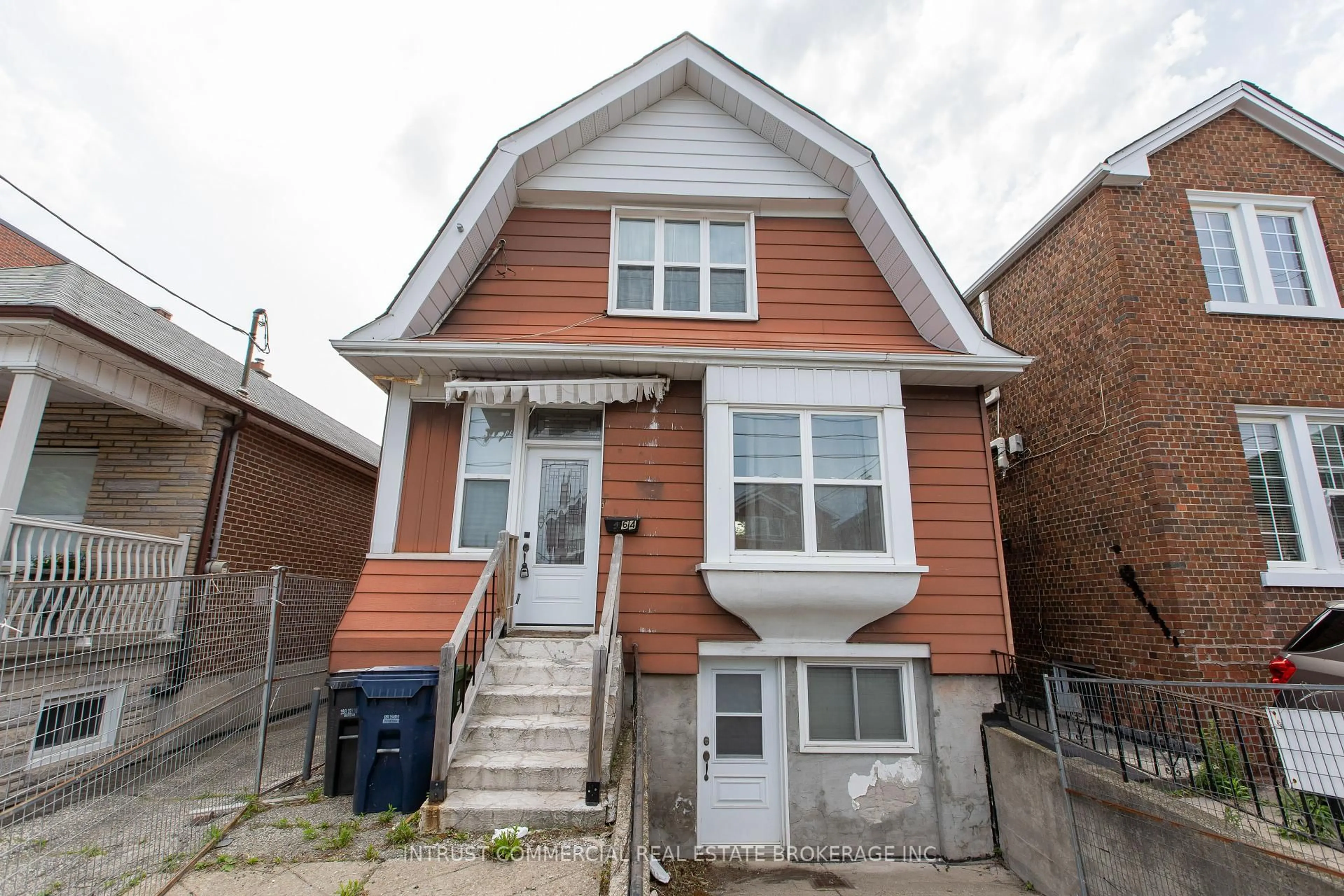 Home with brick exterior material, street for 464 Oakwood Ave, Toronto Ontario M6E 2W6