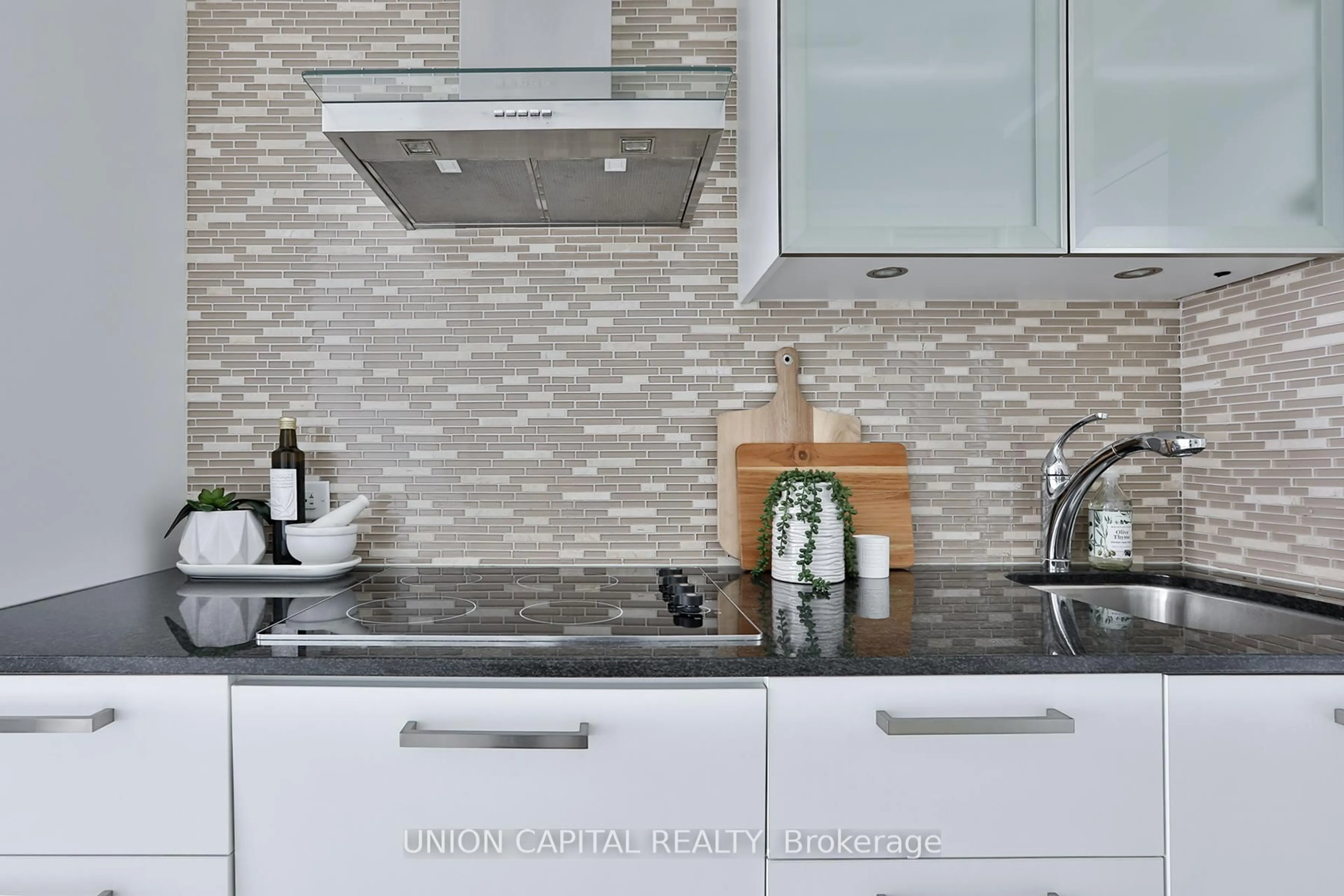 Contemporary kitchen, ceramic/tile floor for 14 York St #3902, Toronto Ontario M5J 0B1