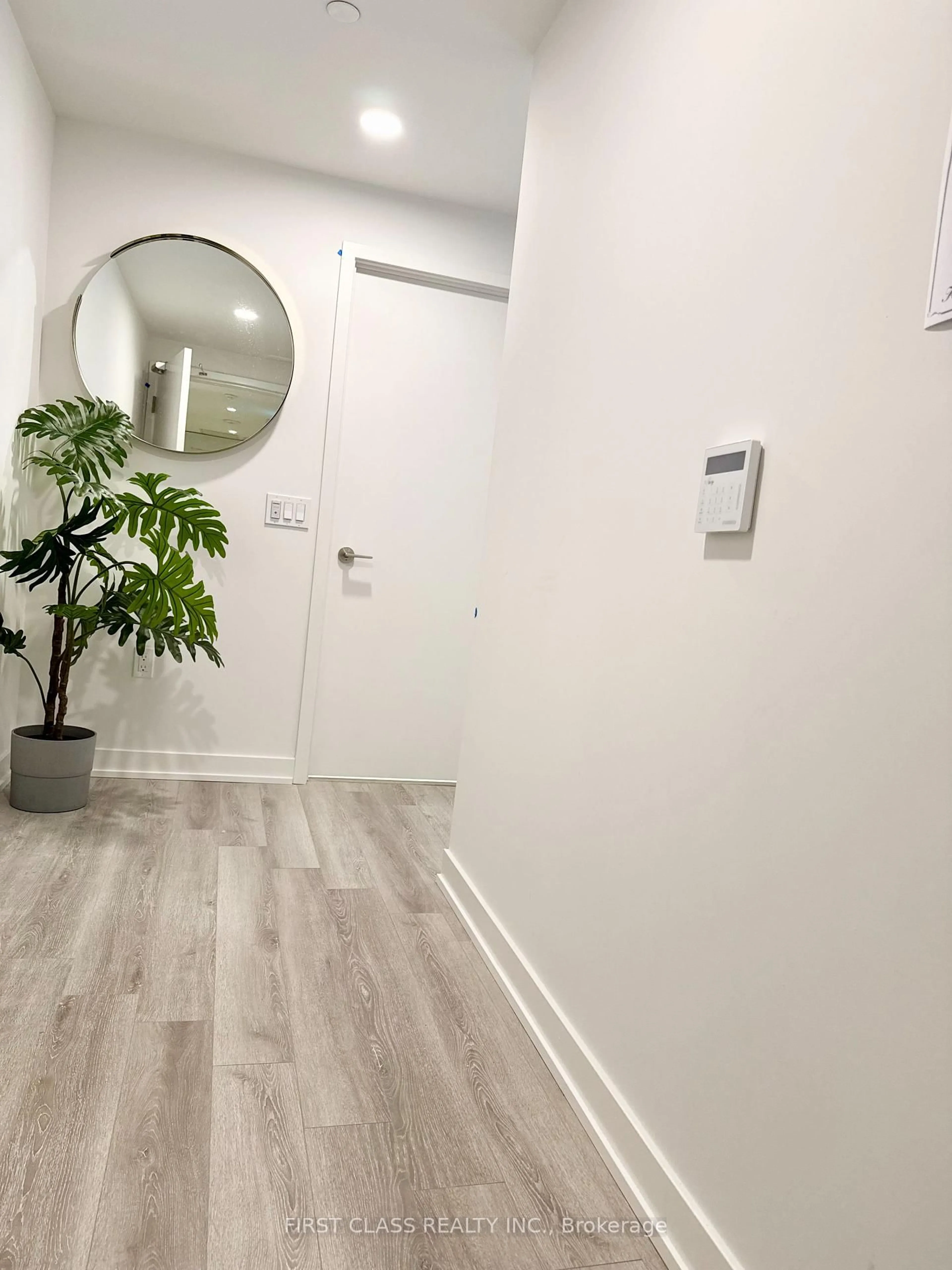 Unknown for 230 Simcoe St #2912, Toronto Ontario M5T 1T4