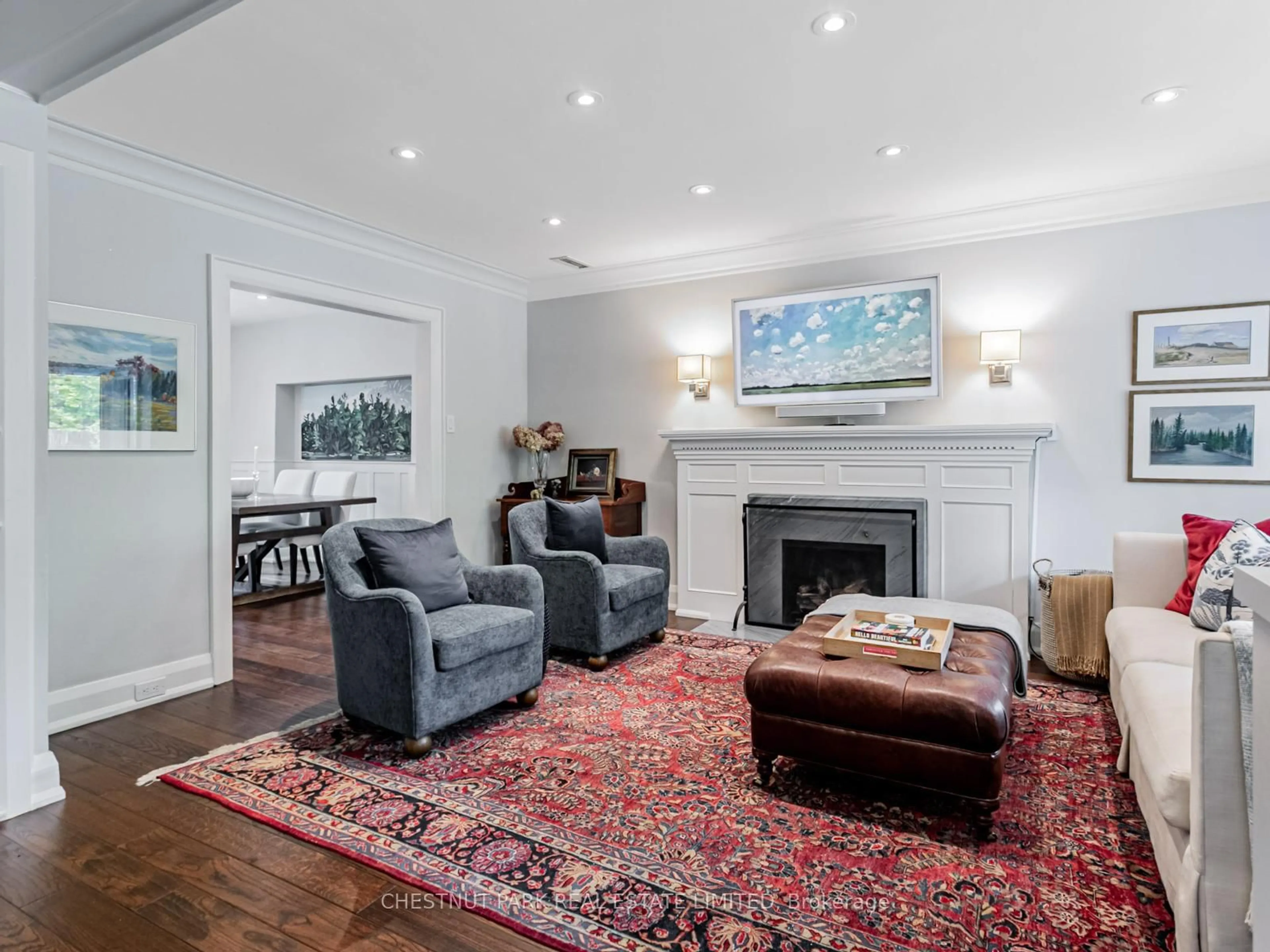 Living room with furniture, unknown for 199 Glengrove Ave, Toronto Ontario M4R 1P4