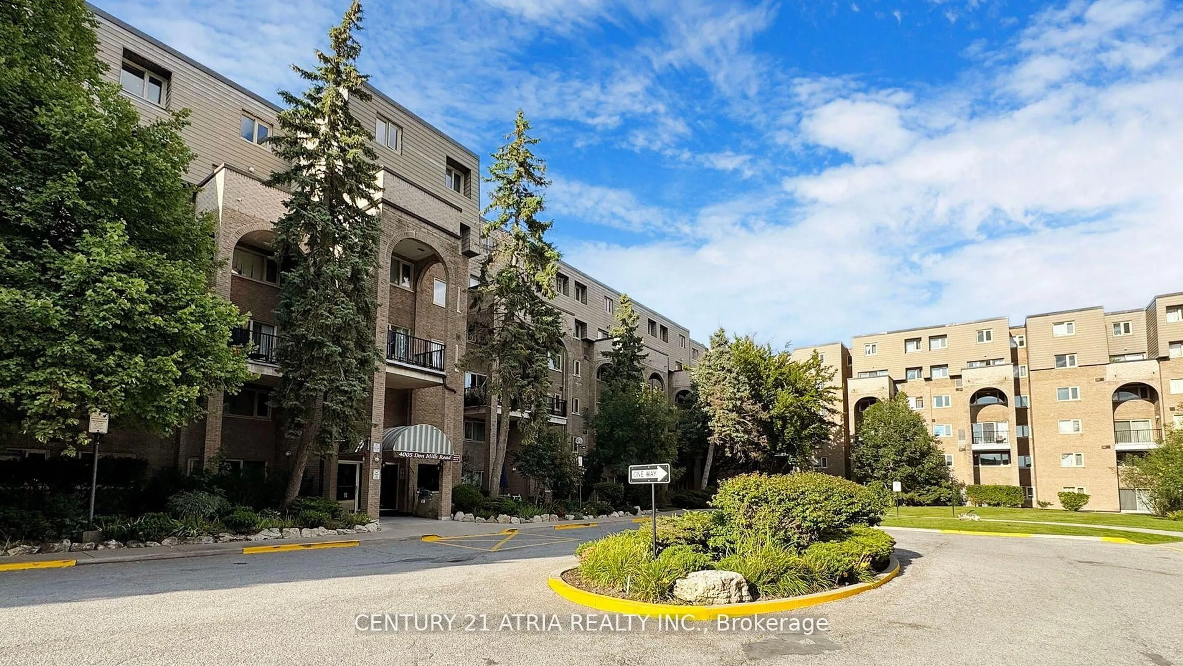 Patio, unknown for 4005 Don Mills Rd #326, Toronto Ontario M2N 3J9