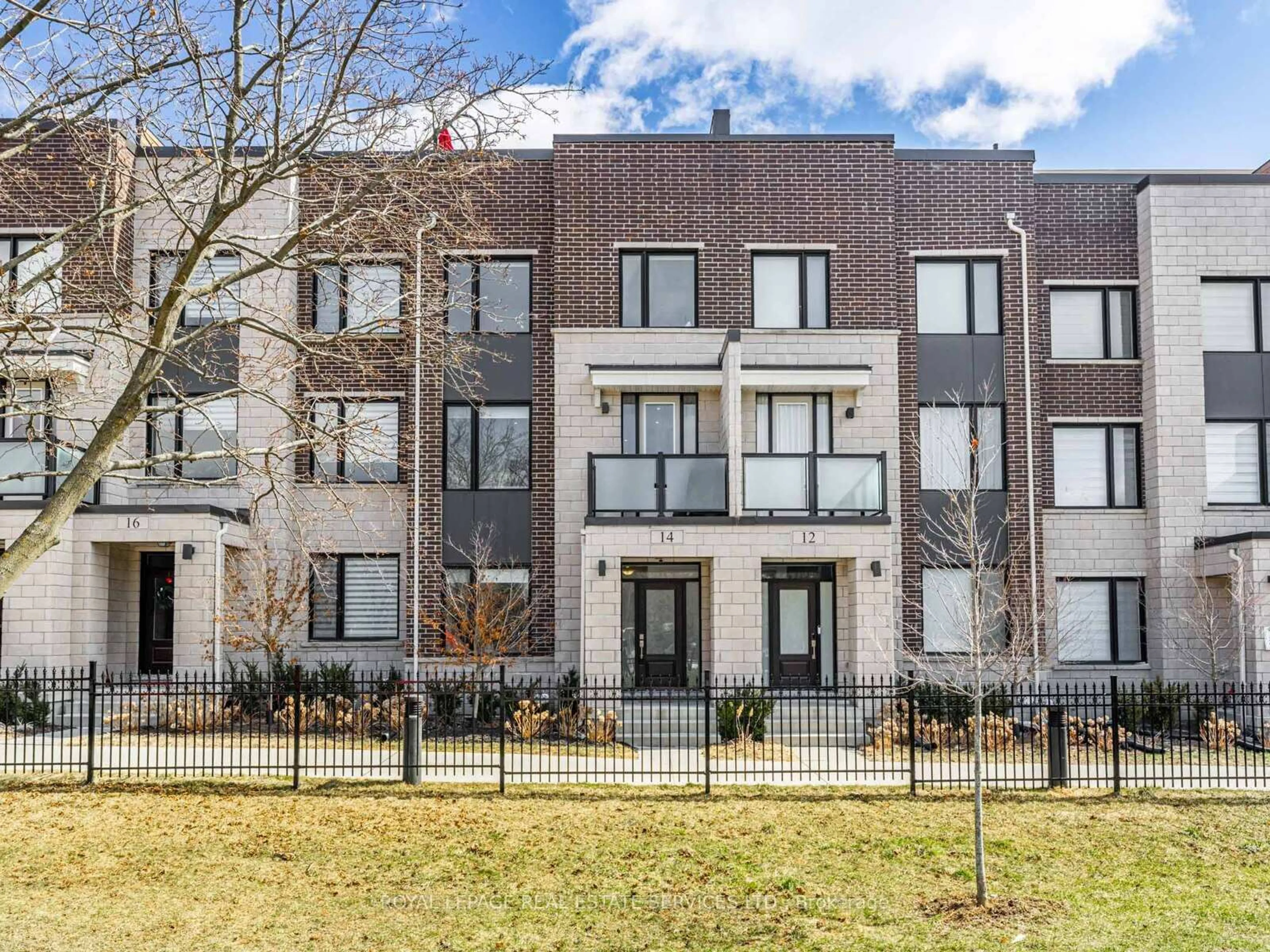 Home with brick exterior material, unknown for 14 Chinook Tr, Toronto Ontario M3B 0B4