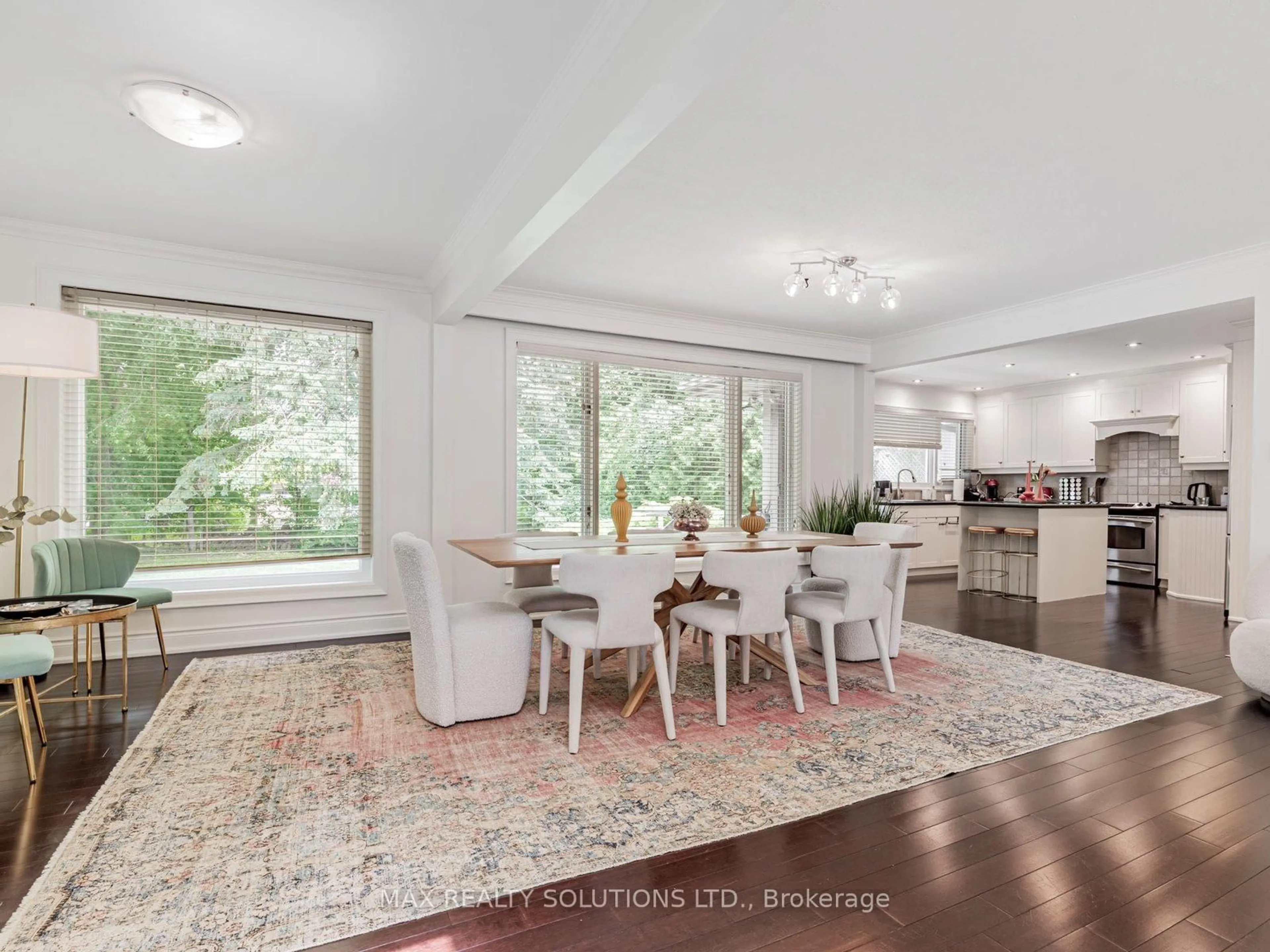 Dining room, unknown for 162 Beechwood Ave, Toronto Ontario M2L 1K1