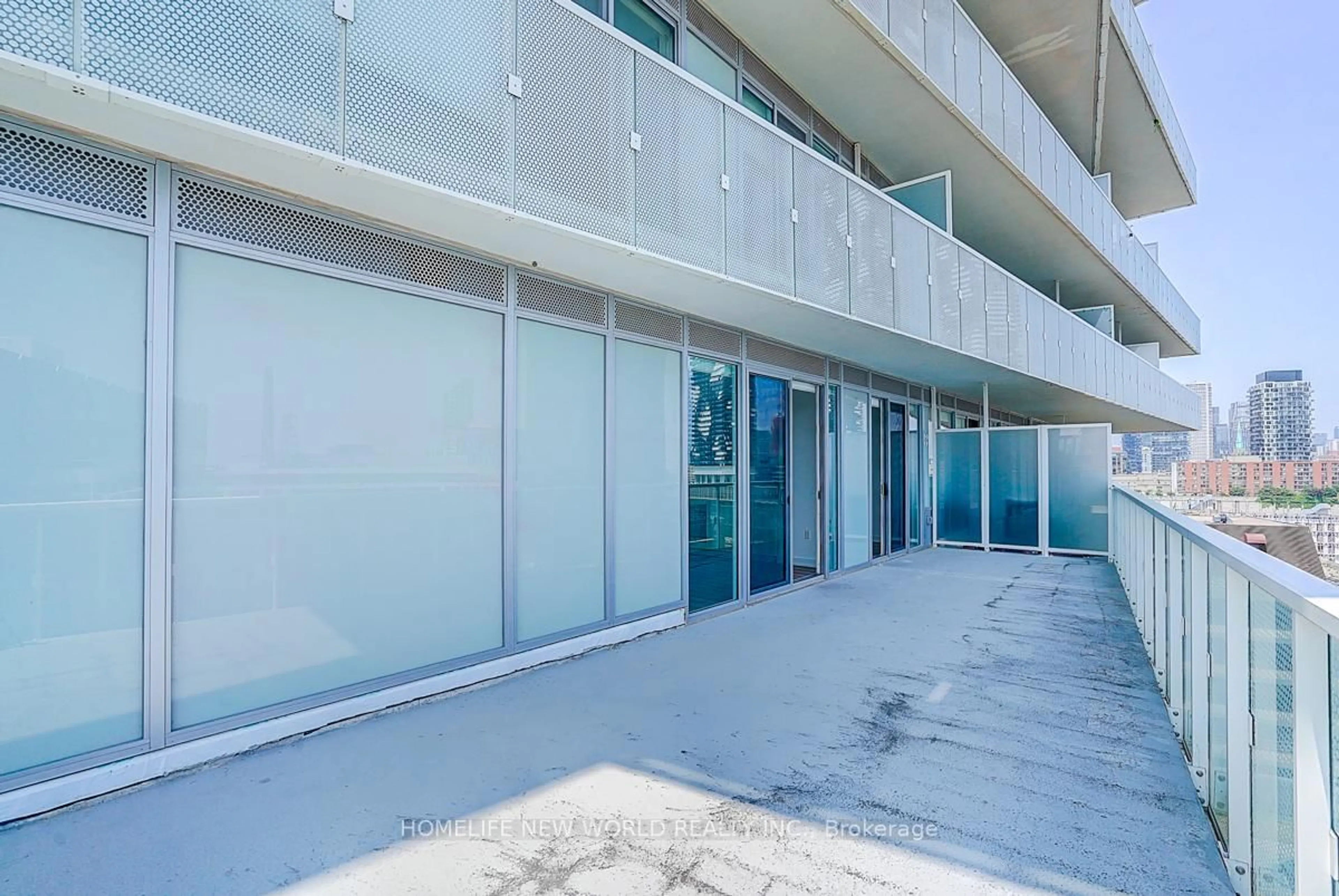 Indoor foyer for 15 Queens Quay #1202, Toronto Ontario M5E 0C5