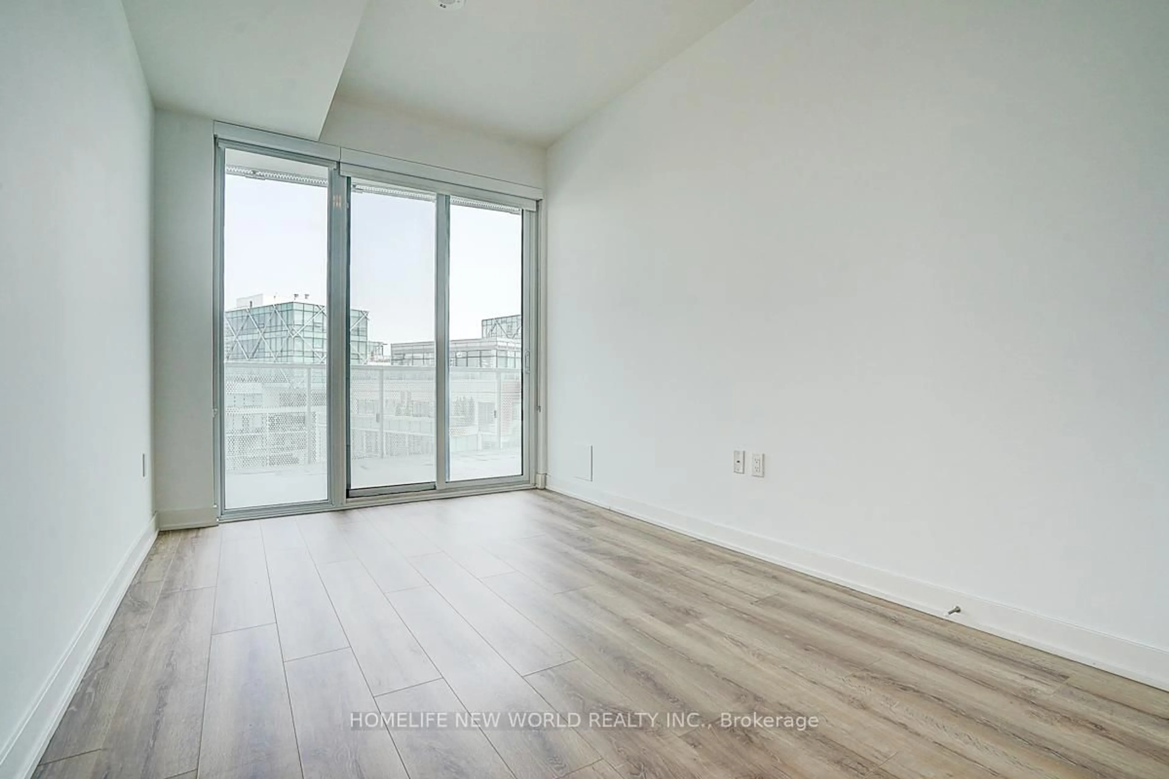 A pic of a room for 15 Queens Quay #1202, Toronto Ontario M5E 0C5