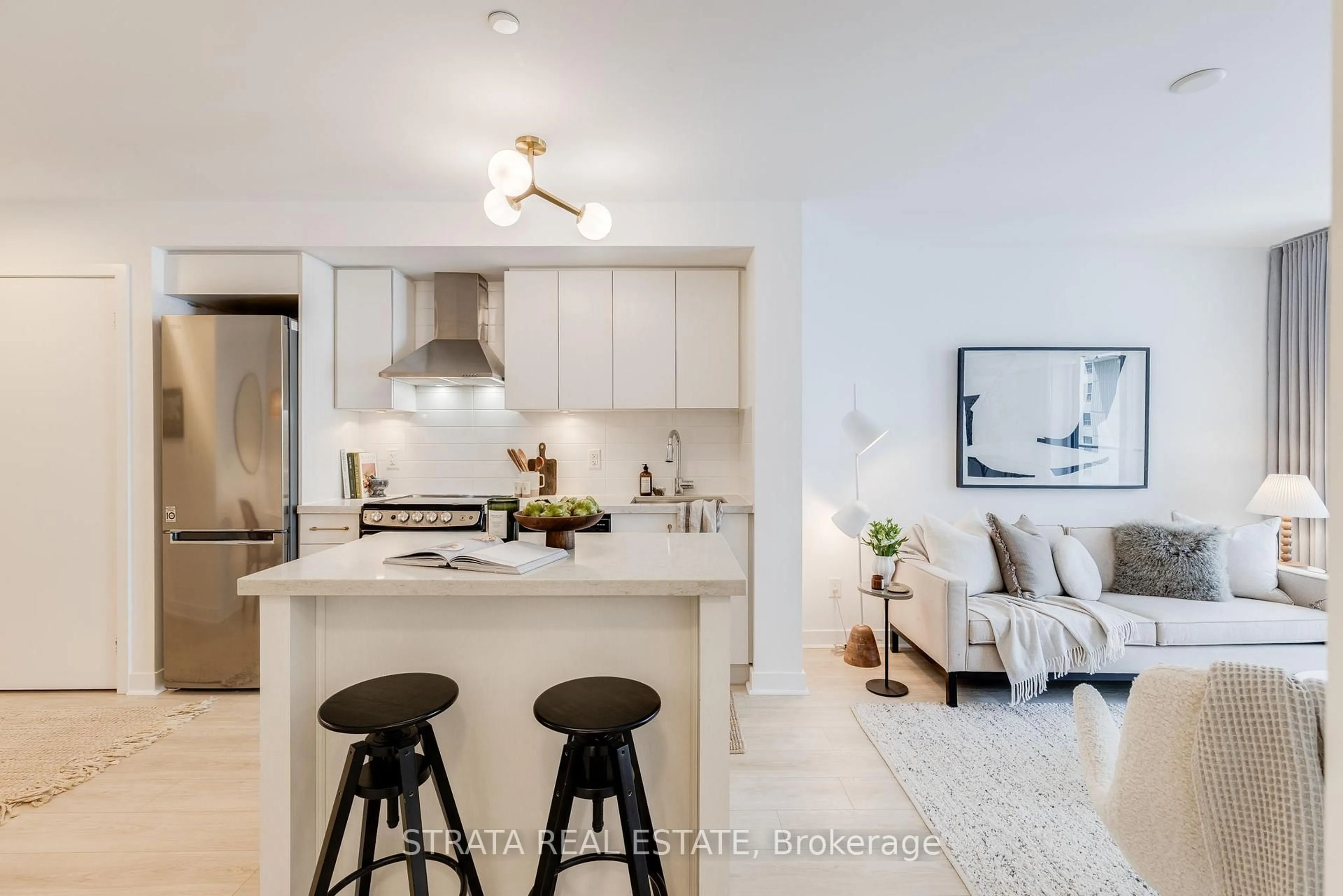 Open concept kitchen, unknown for 58 Orchard View Blvd #1006, Toronto Ontario M4R 0A2
