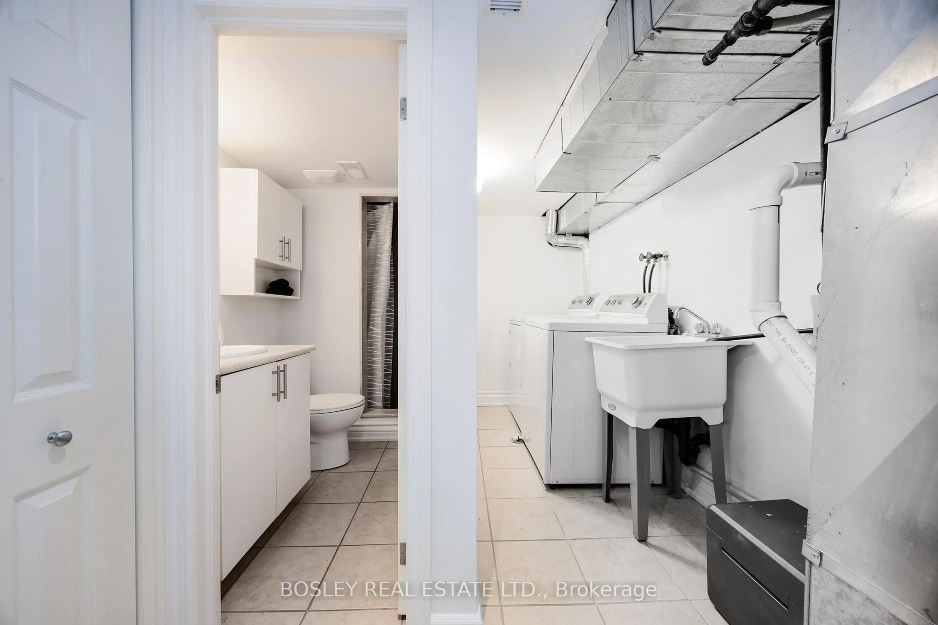 Standard bathroom, ceramic/tile floor for 4 Whitaker Ave, Toronto Ontario M6J 1A1