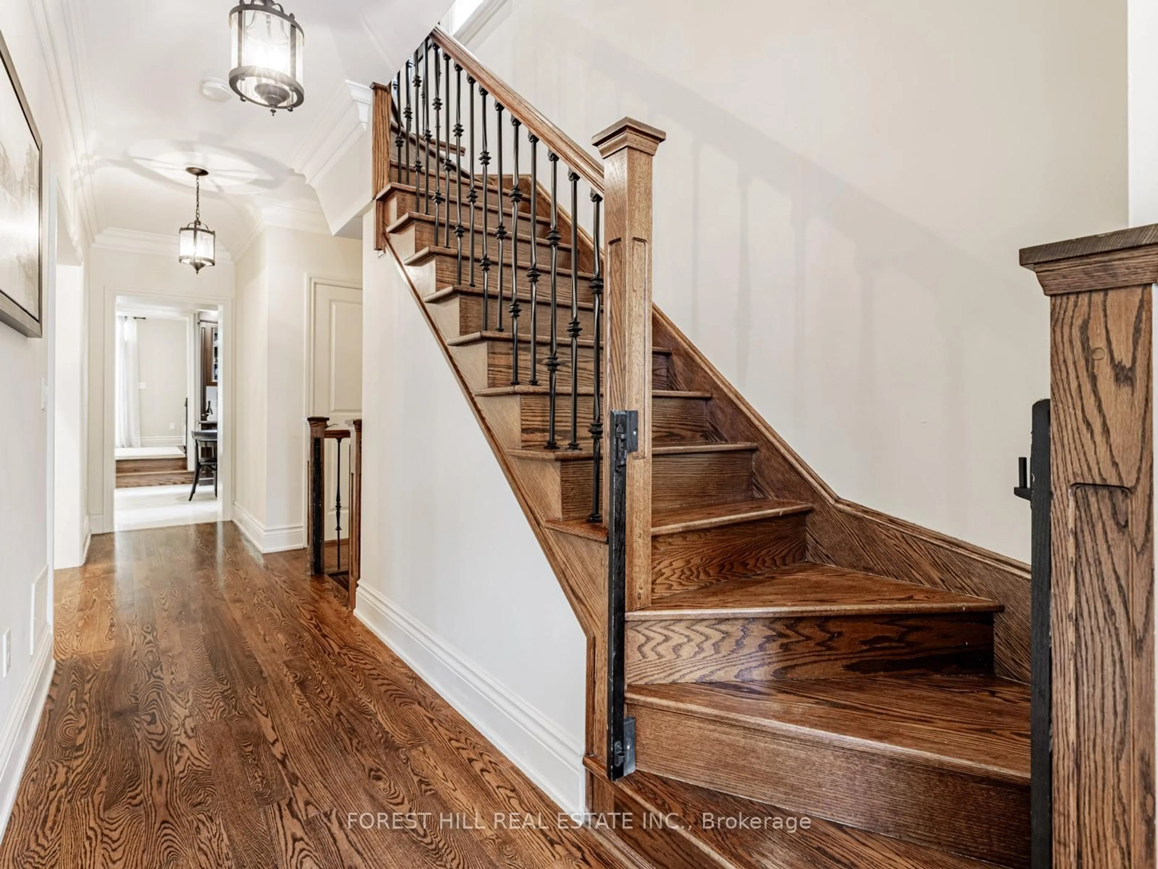 Stairs for 31 Latimer Ave, Toronto Ontario M5N 2M1