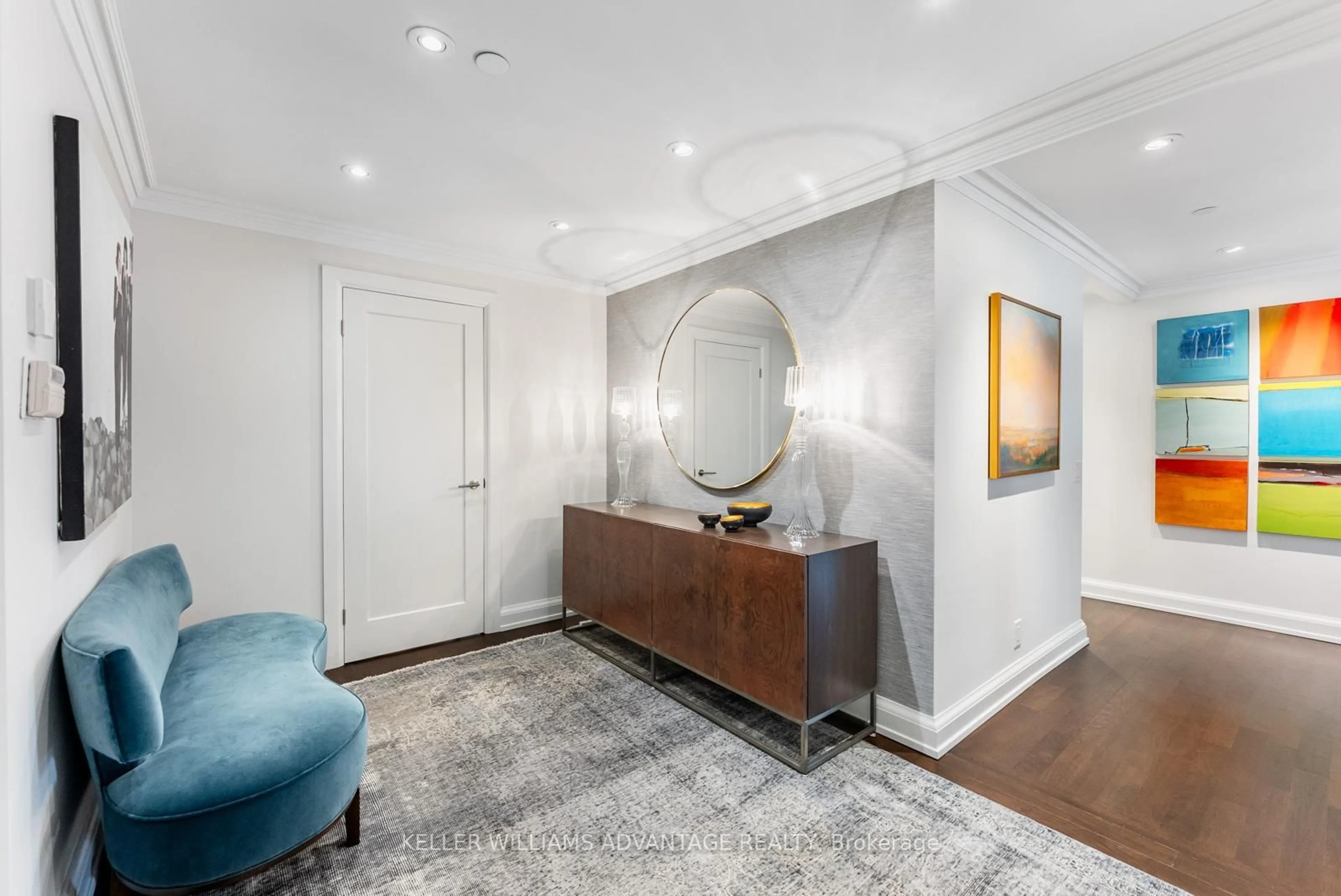 Unknown for 211 Queens Quay #905/906, Toronto Ontario M5J 2M6