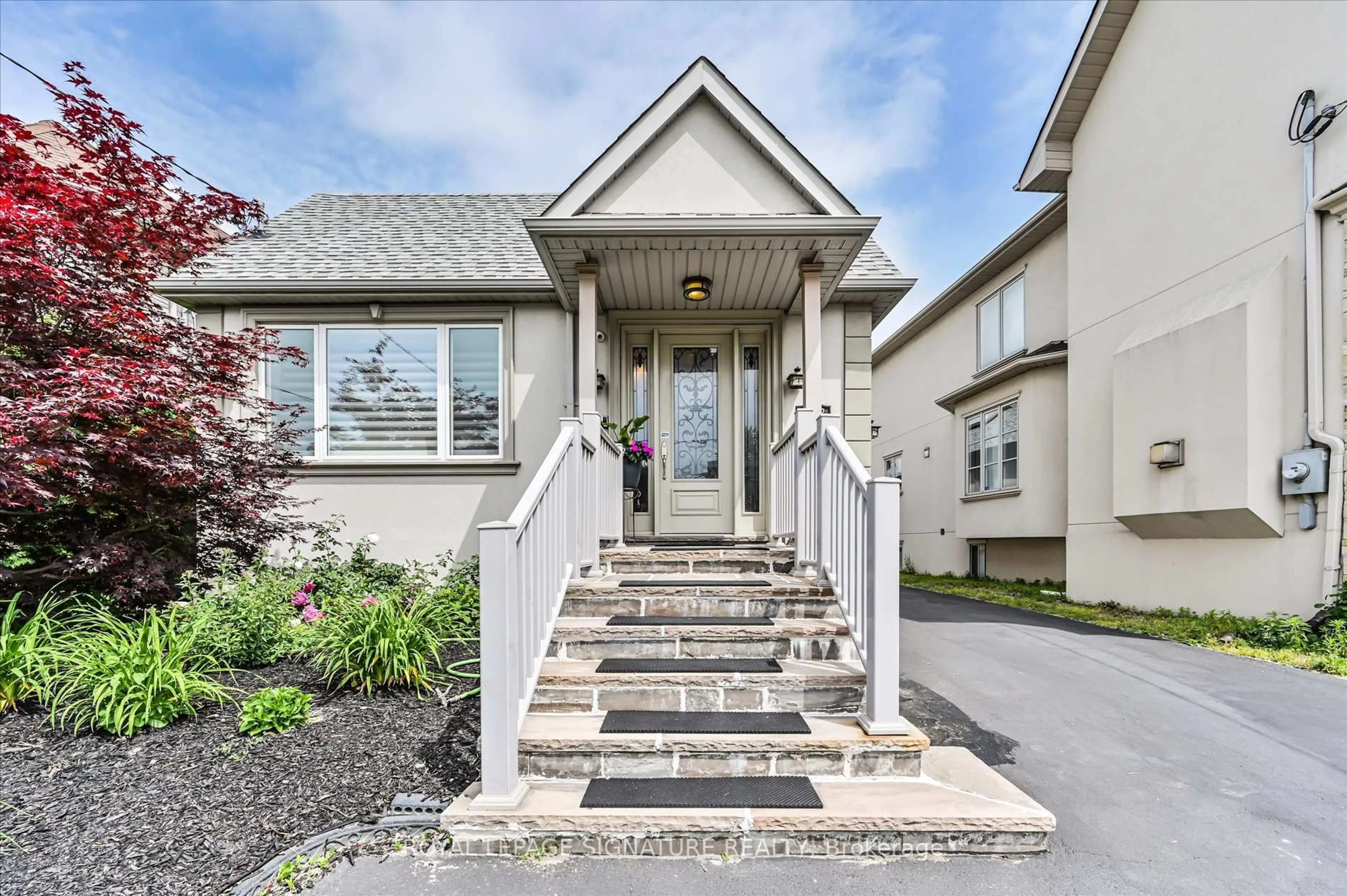 Unknown for 242 Olive Ave, Toronto Ontario M2N 4P6