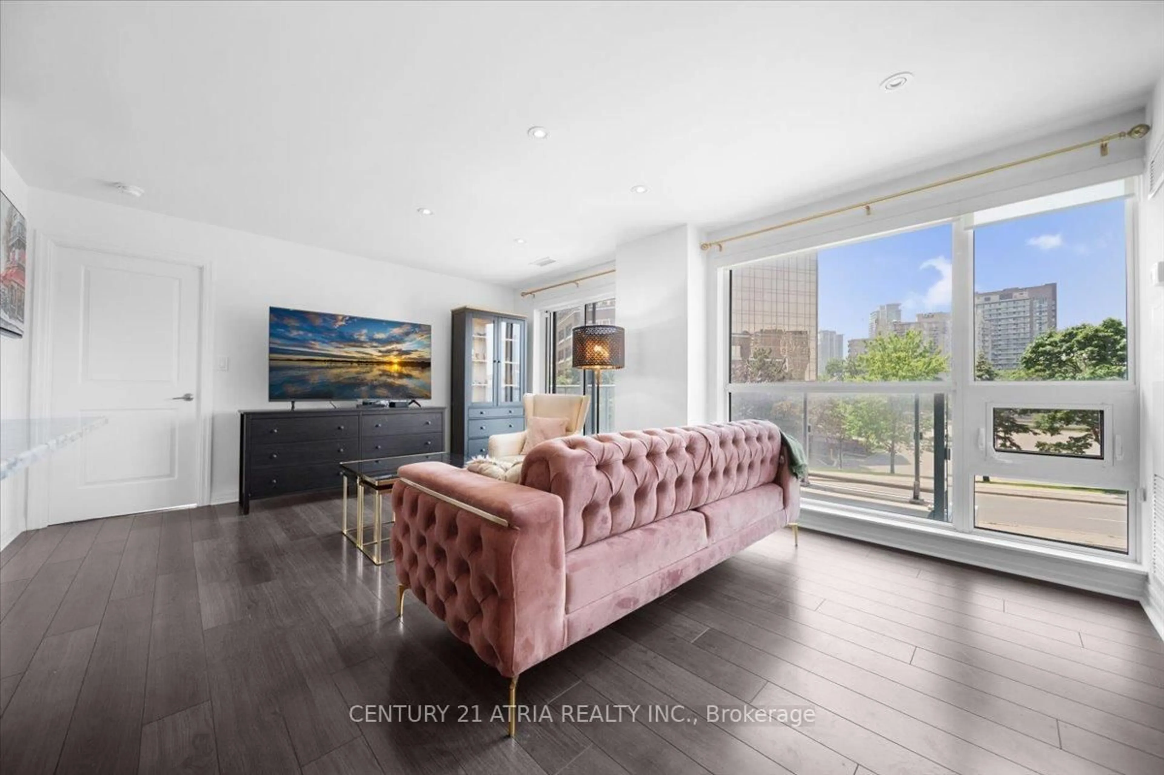 Living room with furniture, unknown for 2015 Sheppard Ave #204, Toronto Ontario M2J 0B3