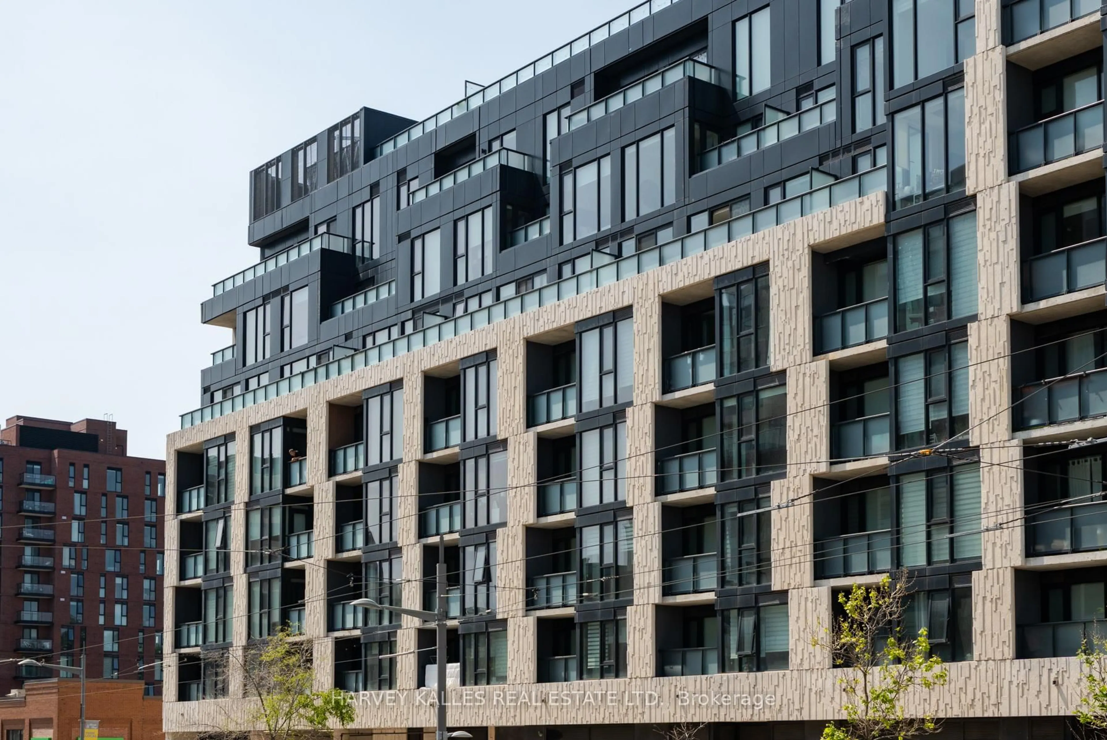 Unknown for 840 St Clair Ave #708, Toronto Ontario M6C 0A4