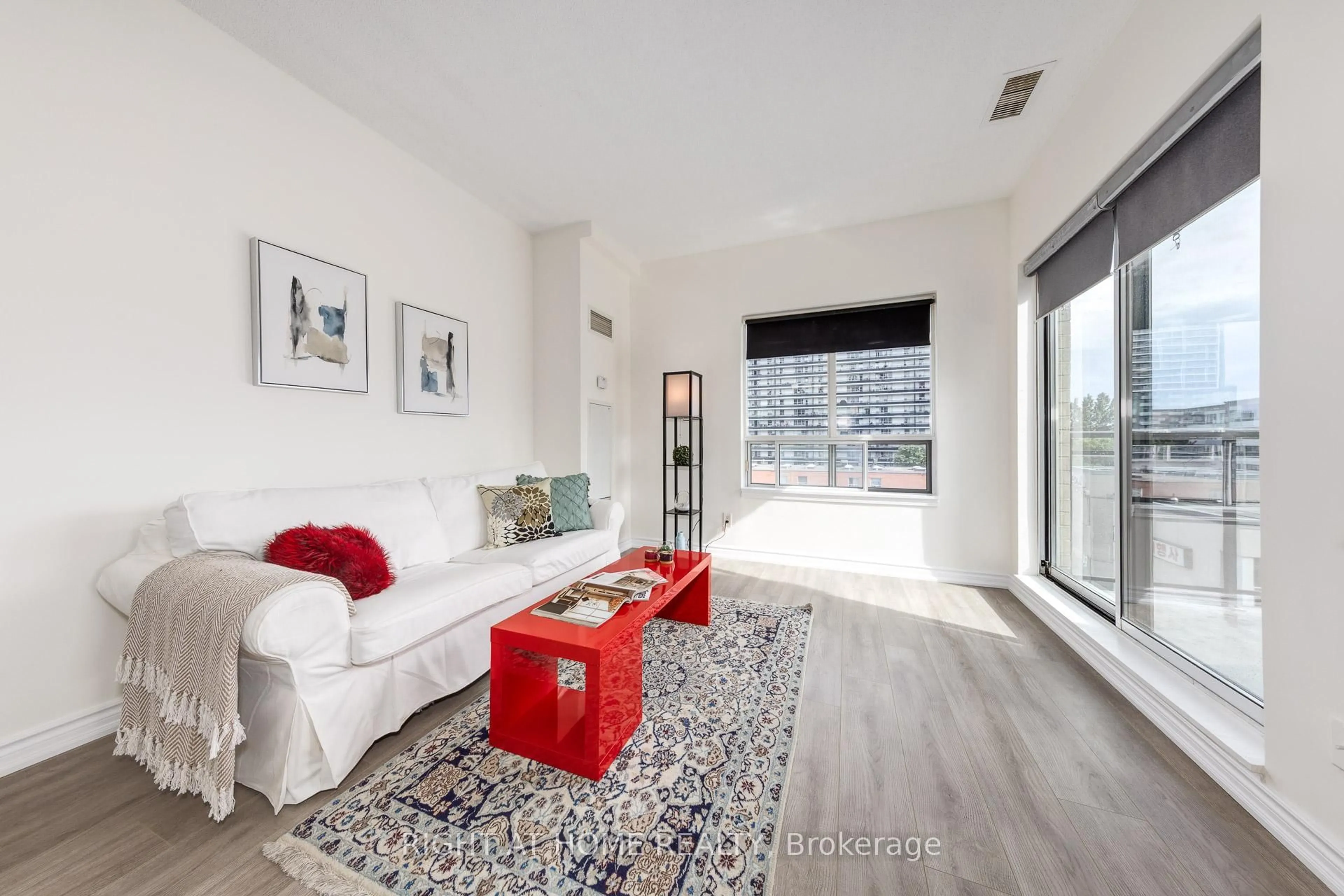 Living room with furniture, unknown for 5940 Yonge St #Ph3, Toronto Ontario M2M 4M6