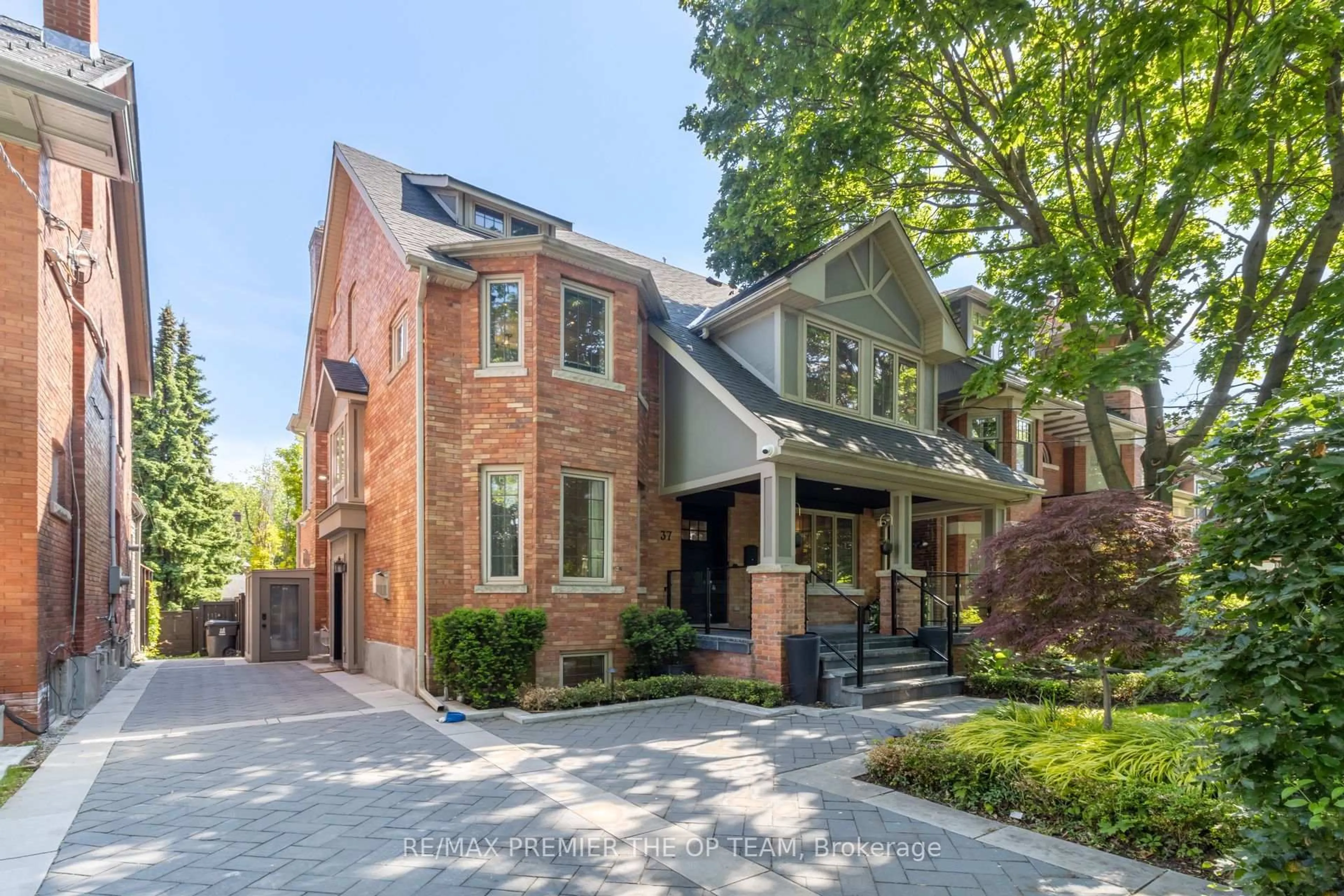 Home with brick exterior material, street for 37 St Andrews Gdns, Toronto Ontario M4W 2C9