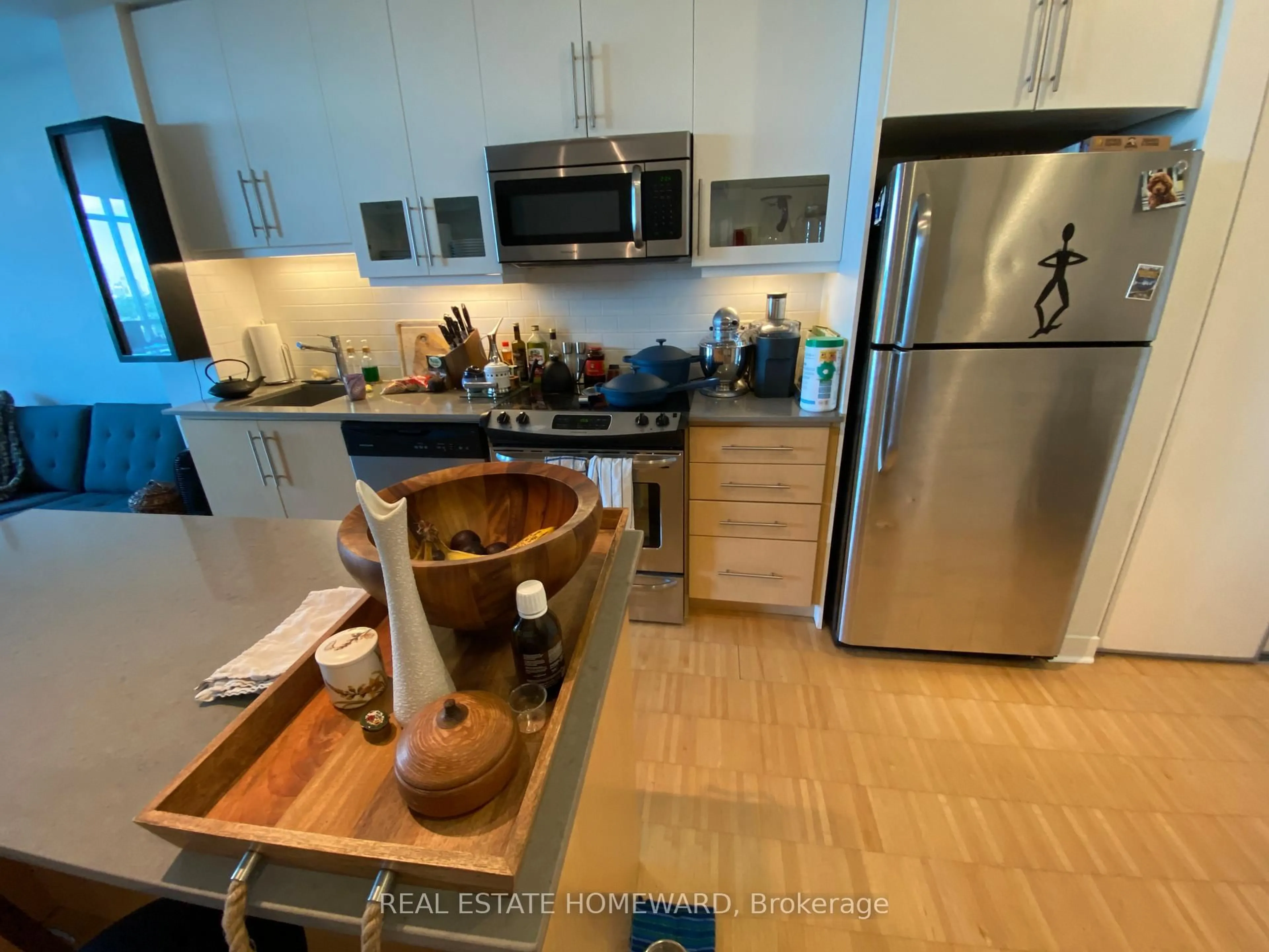 Open concept kitchen, unknown for 1171 Queen St #1206, Toronto Ontario M6J 0A5