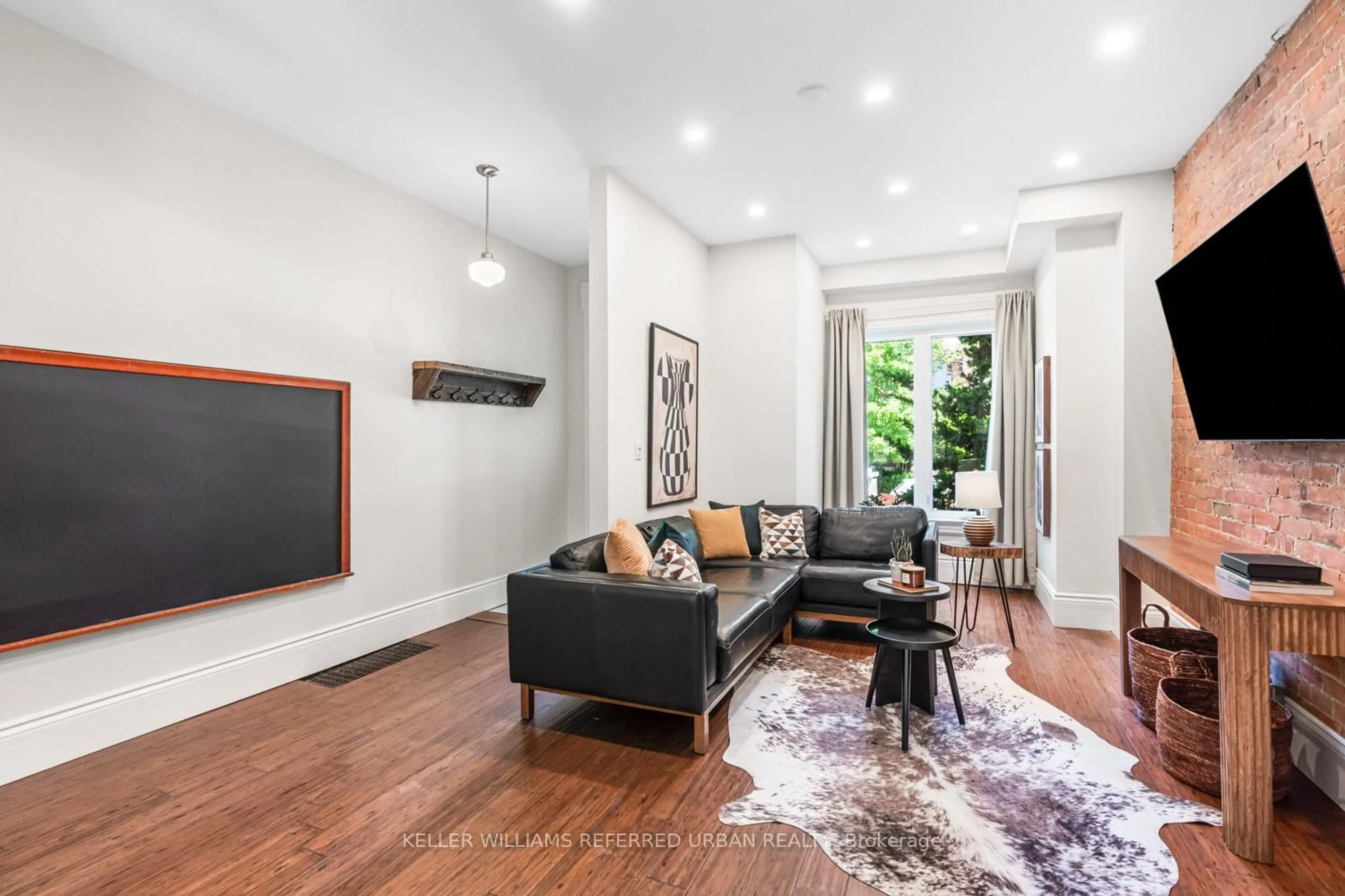 Living room with furniture, unknown for 174 Margueretta St, Toronto Ontario M6H 3S3