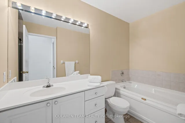 Additional image 4 of 28 Sommerset Way Unit 1306