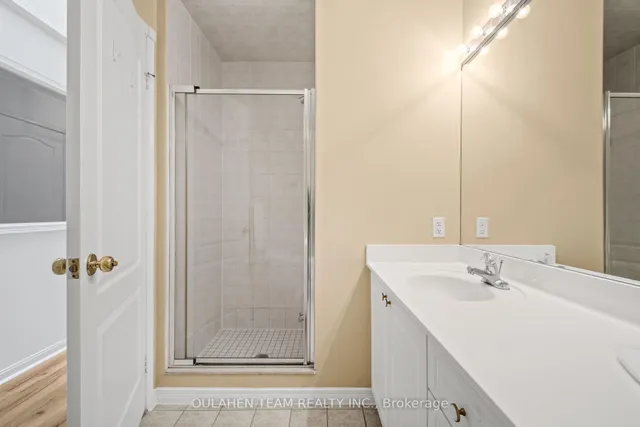 Additional image 3 of 28 Sommerset Way Unit 1306