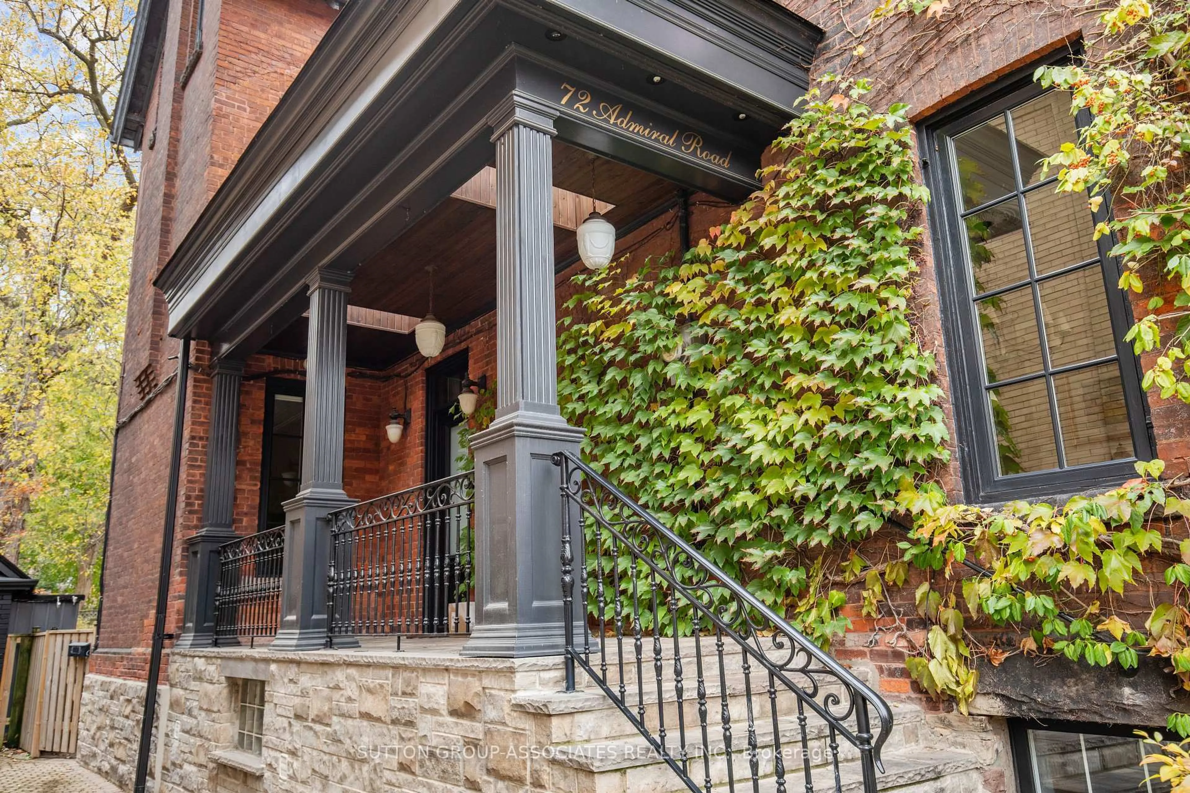 Unknown for 72 Admiral Rd, Toronto Ontario M5R 2L5