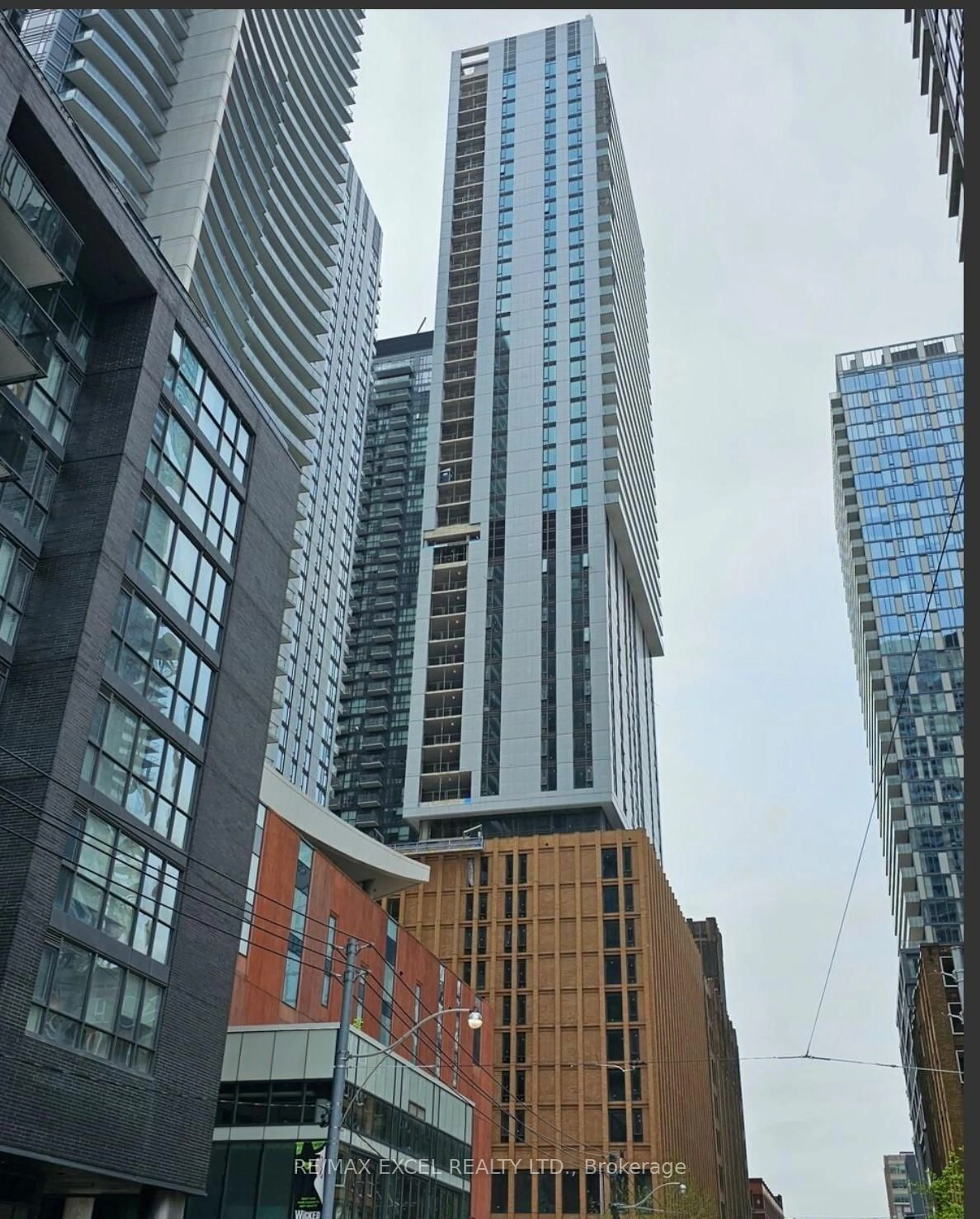 A pic from outside/outdoor area/front of a property/back of a property/a pic from drone, city buildings view from balcony for 8 Widmer St #4305, Toronto Ontario M5V 0W6