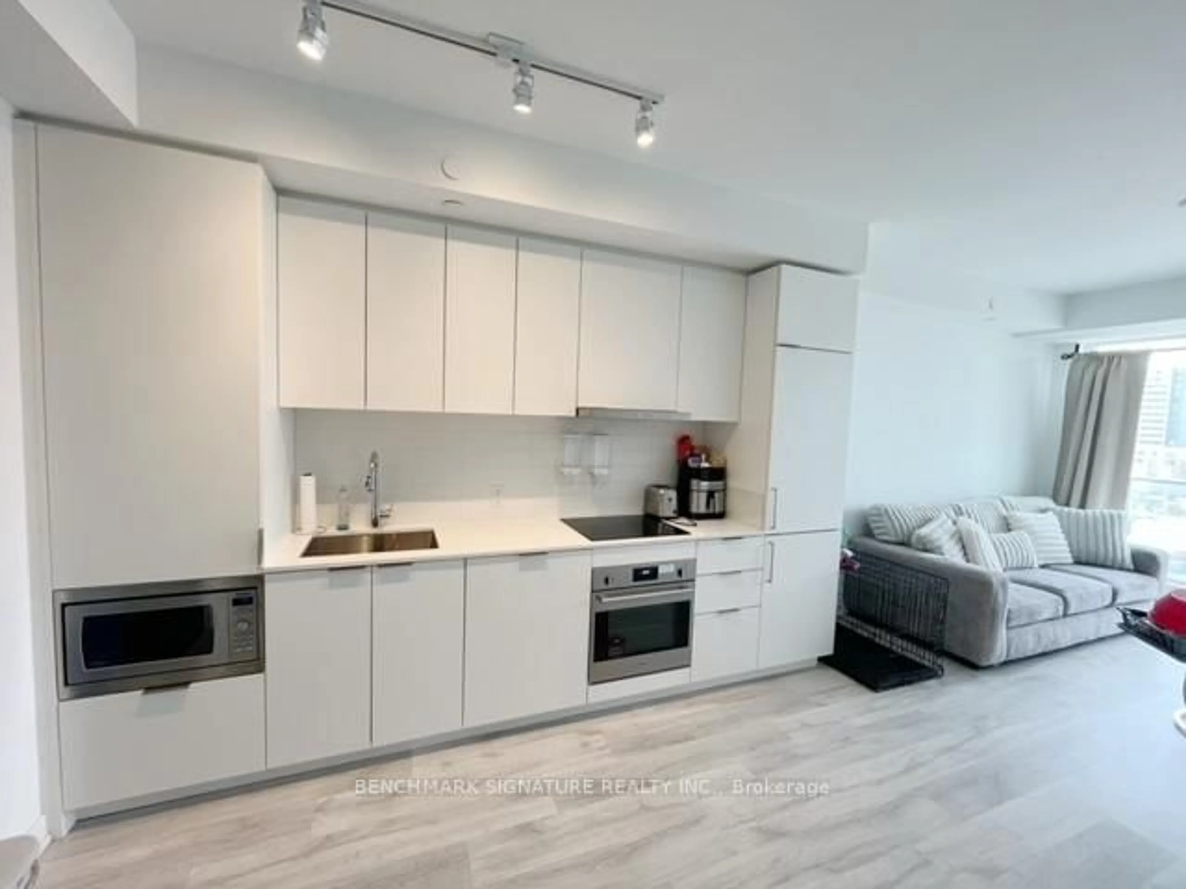 Open concept kitchen, unknown for 7 Golden Lion Hts #N735, Toronto Ontario M3M 3T9