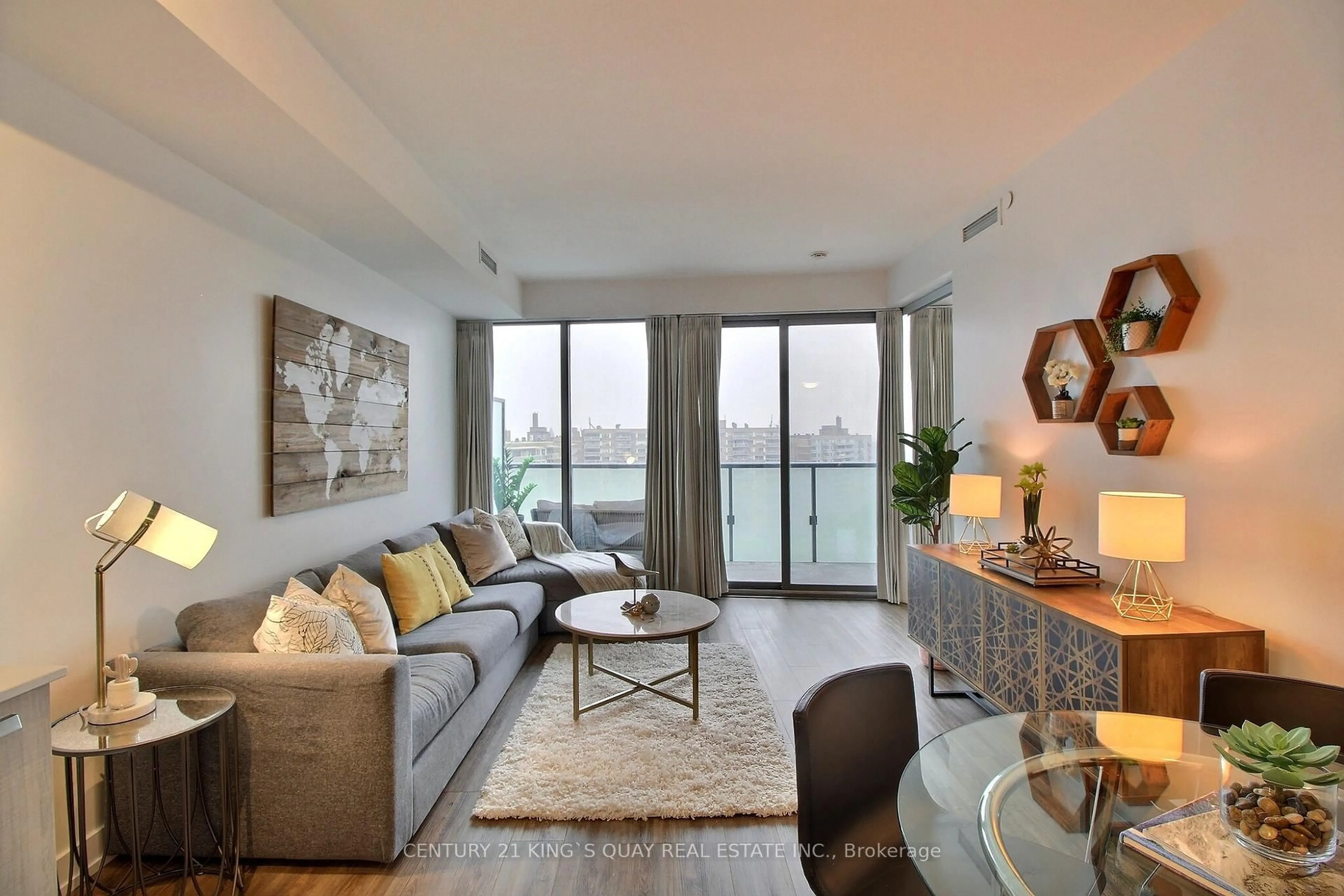 Living room with furniture, unknown for 1815 Yonge St #1603, Toronto Ontario M4T 2A4