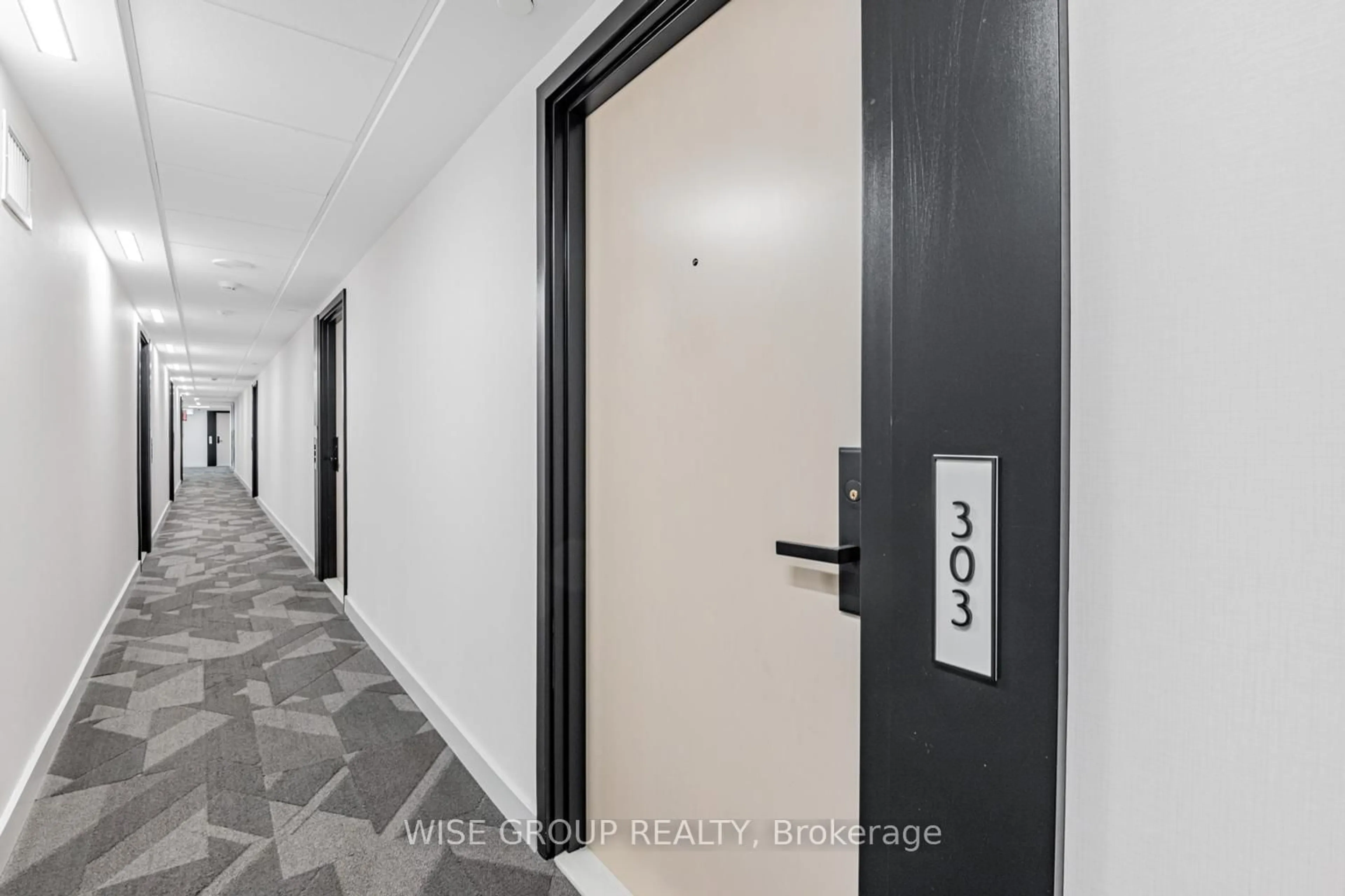 Unknown for 500 Wilson Ave #303, Toronto Ontario M3H 5Y9