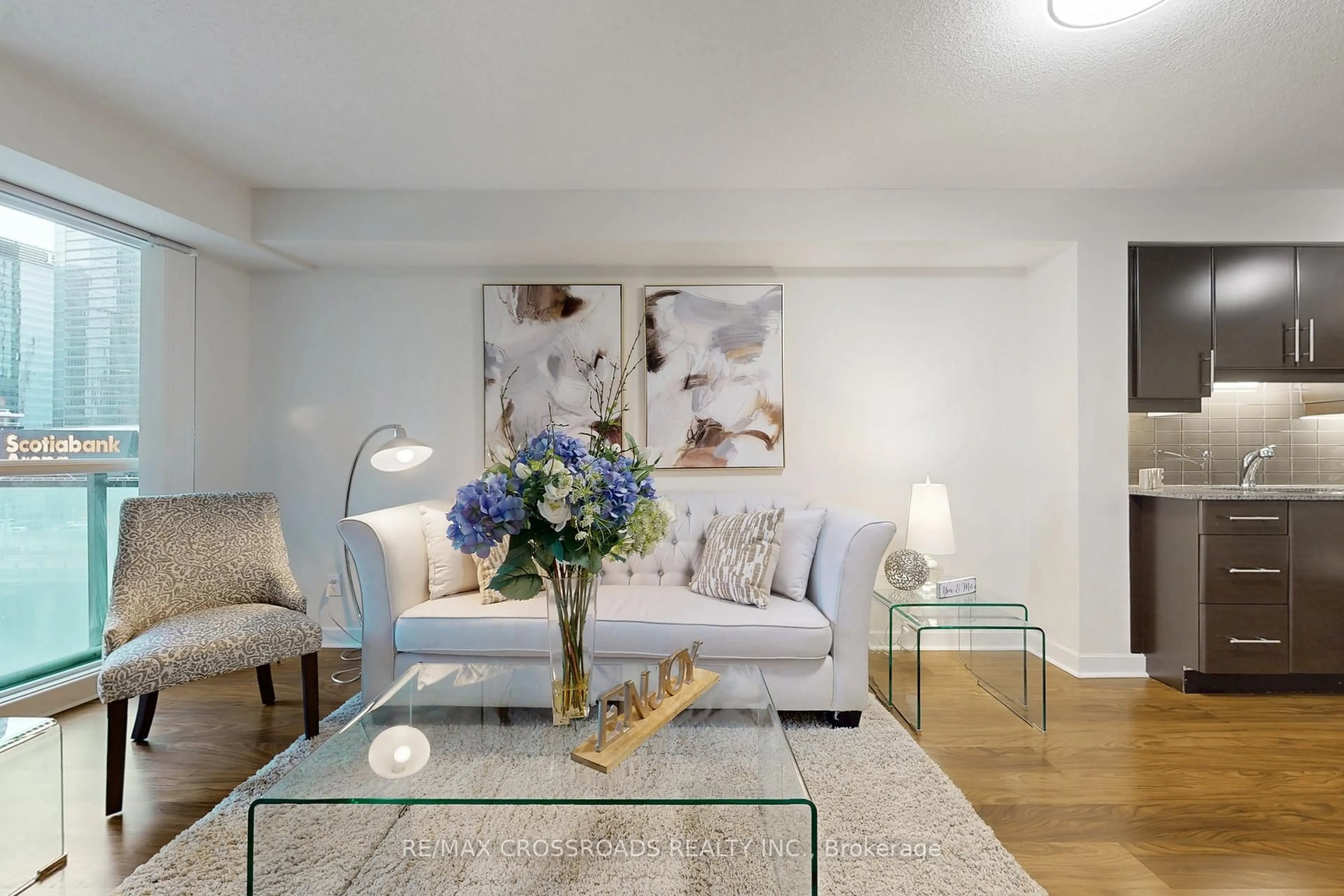Living room with furniture, unknown for 33 Bay St #813, Toronto Ontario M5J 2Z3