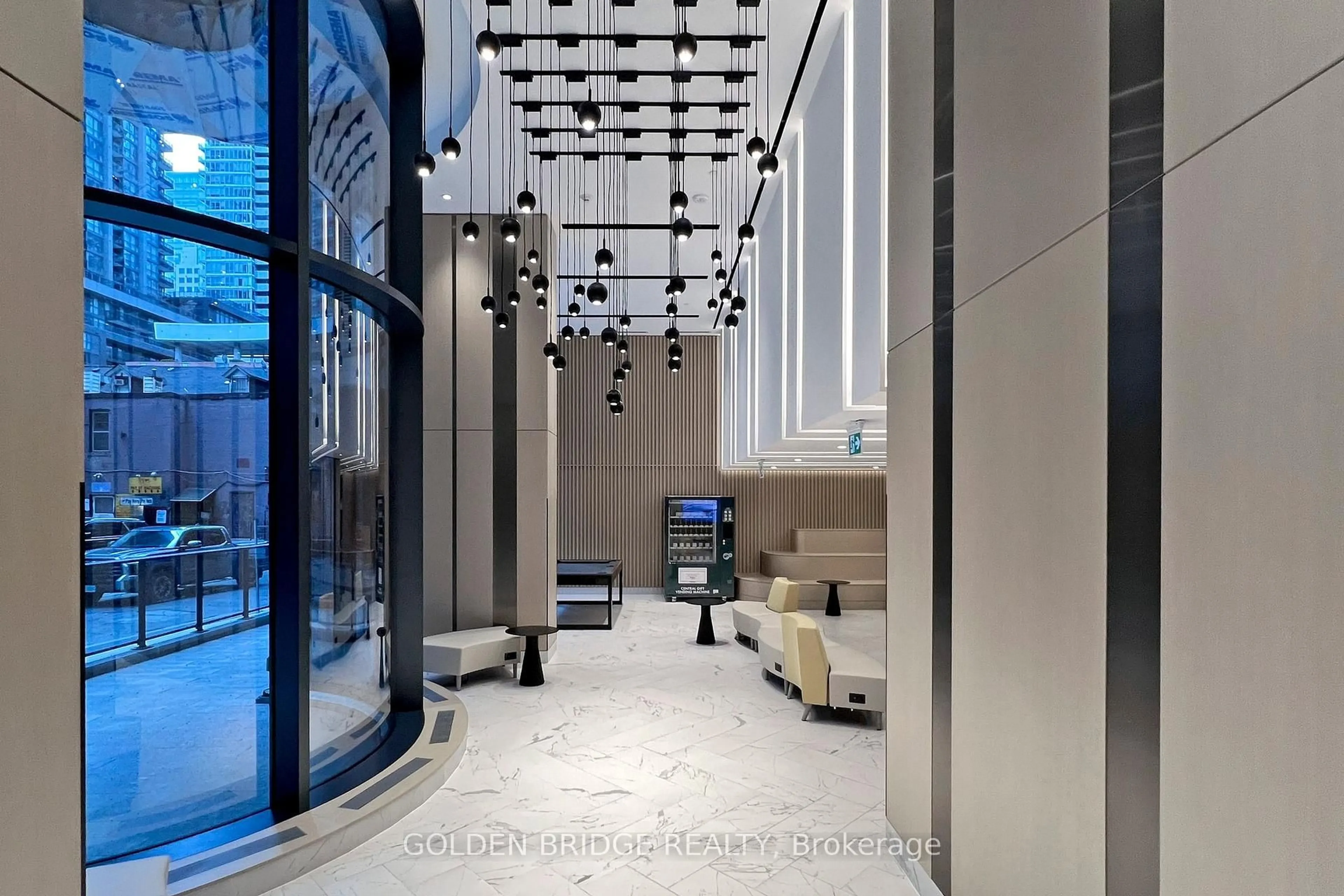 Indoor foyer for 38 Widmer St #4811, Toronto Ontario M5V 2E9