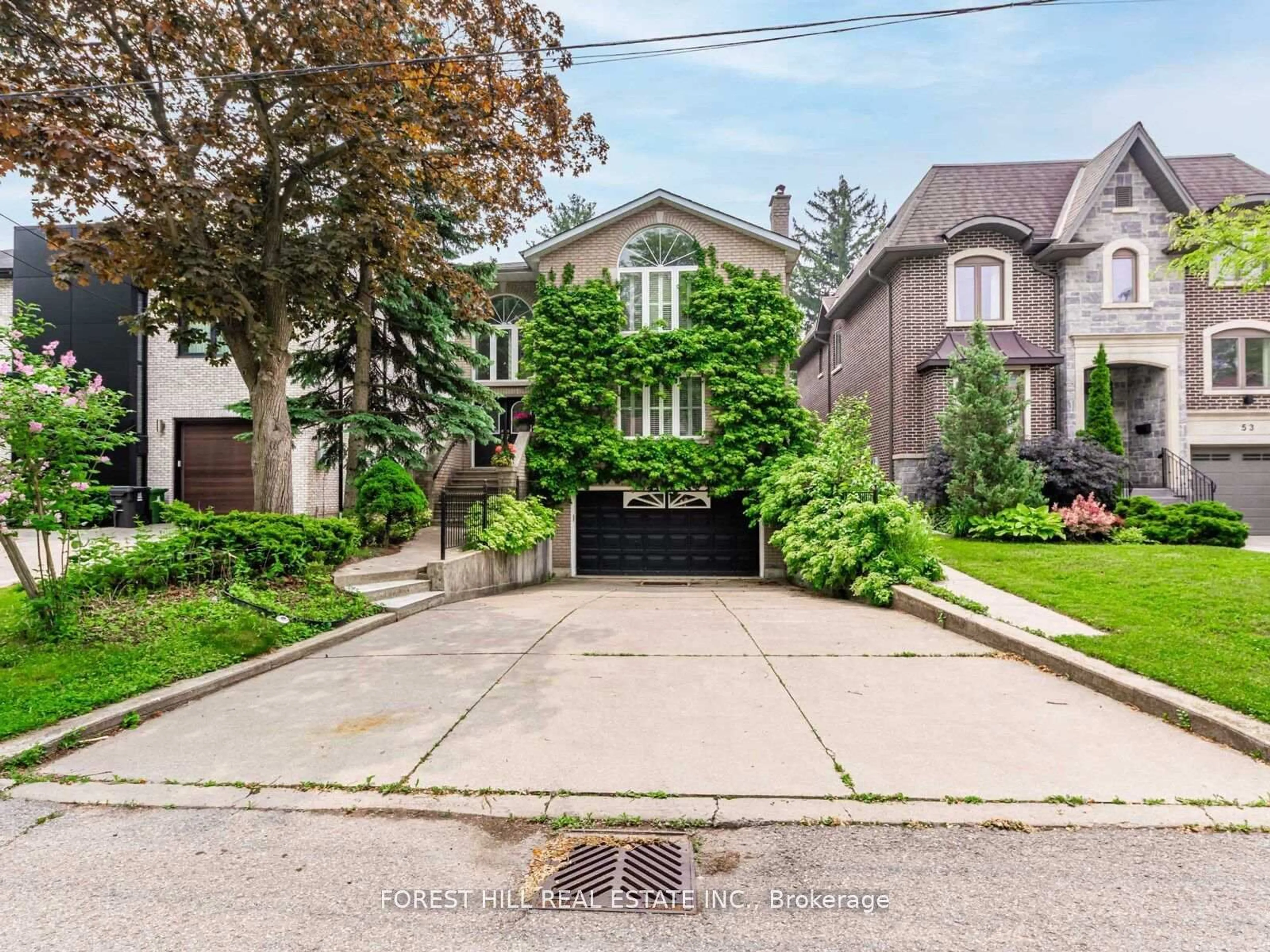 Home with brick exterior material, street for 51 Stuart Ave, Toronto Ontario M2N 1B2