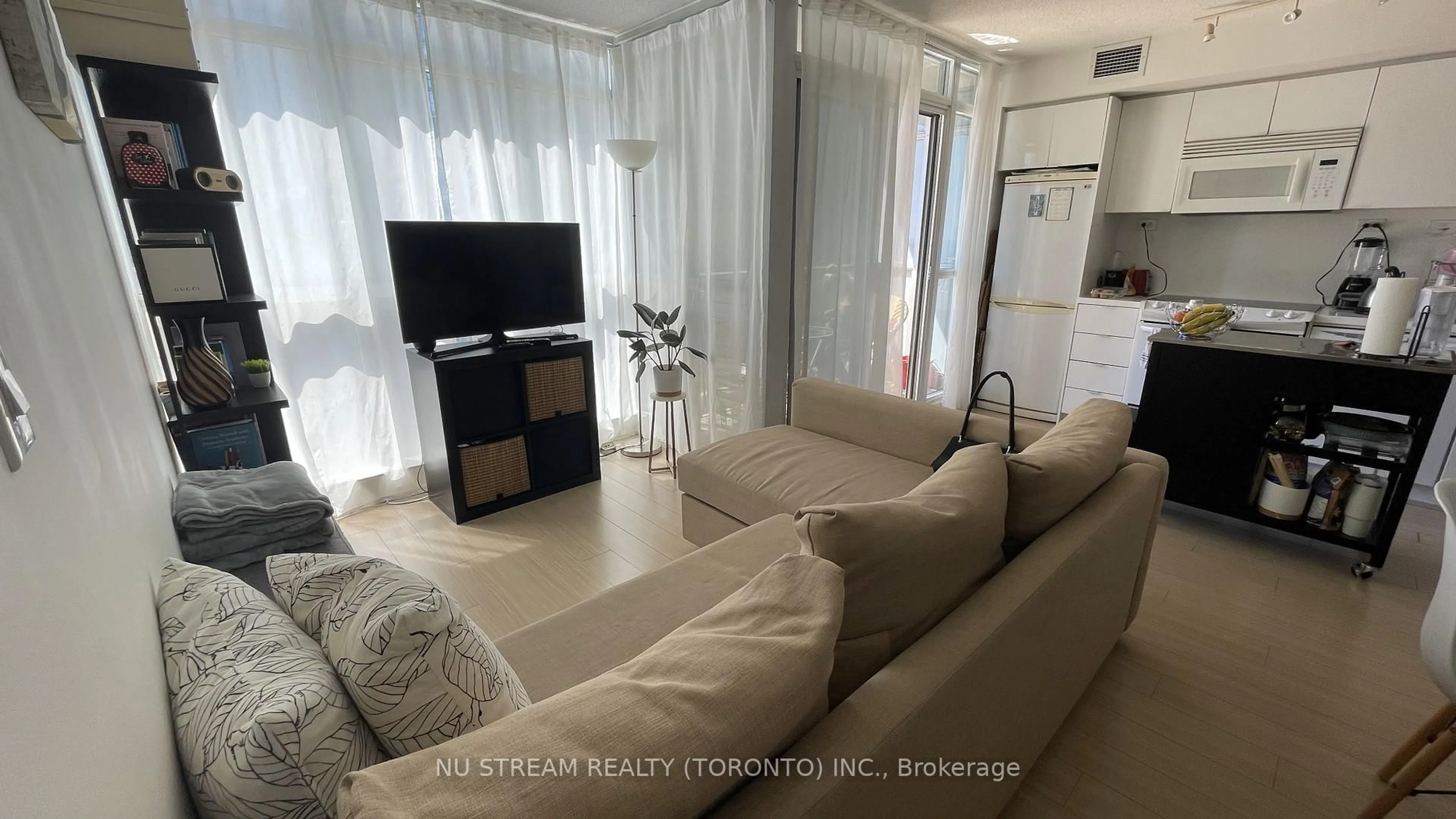 Living room with furniture, unknown for 10 Capreol Crt #1201, Toronto Ontario M5V 4B3