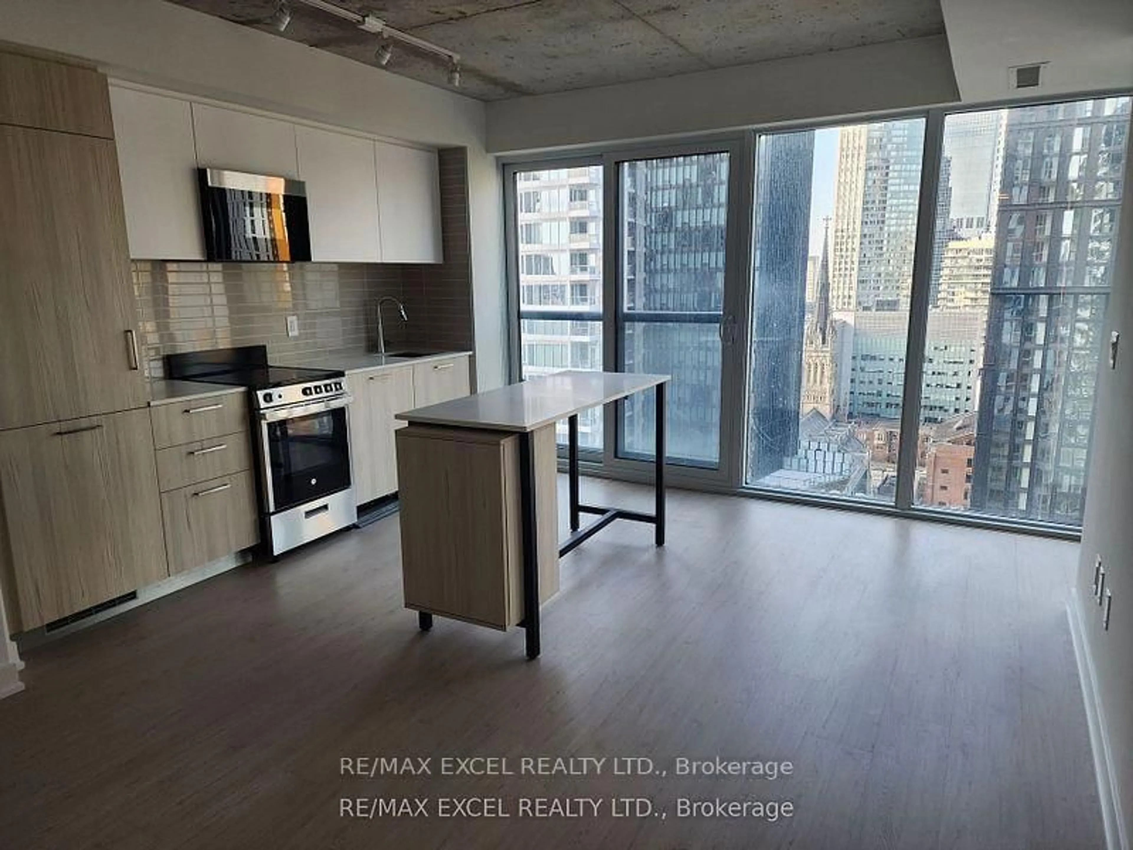 Standard kitchen, unknown for 65 Mutual St #2105, Toronto Ontario M5B 2A9