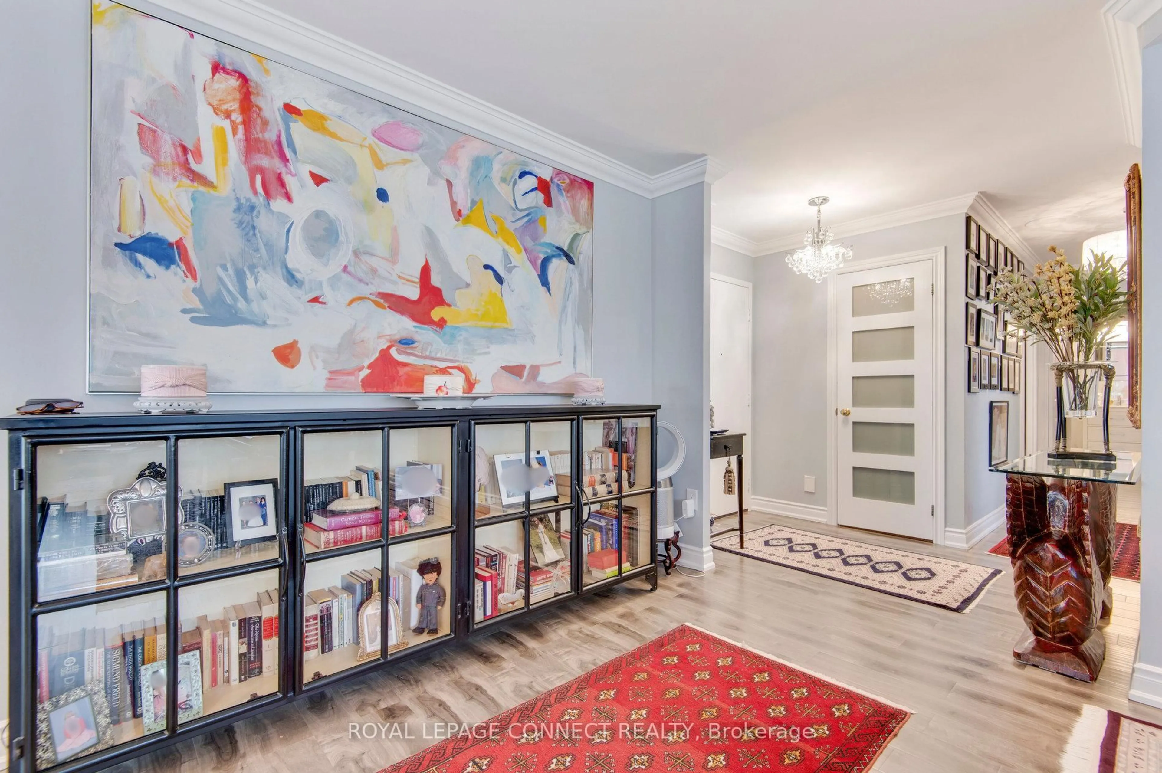 Indoor foyer for 80 Antibes Dr #606, Toronto Ontario M2R 3N5