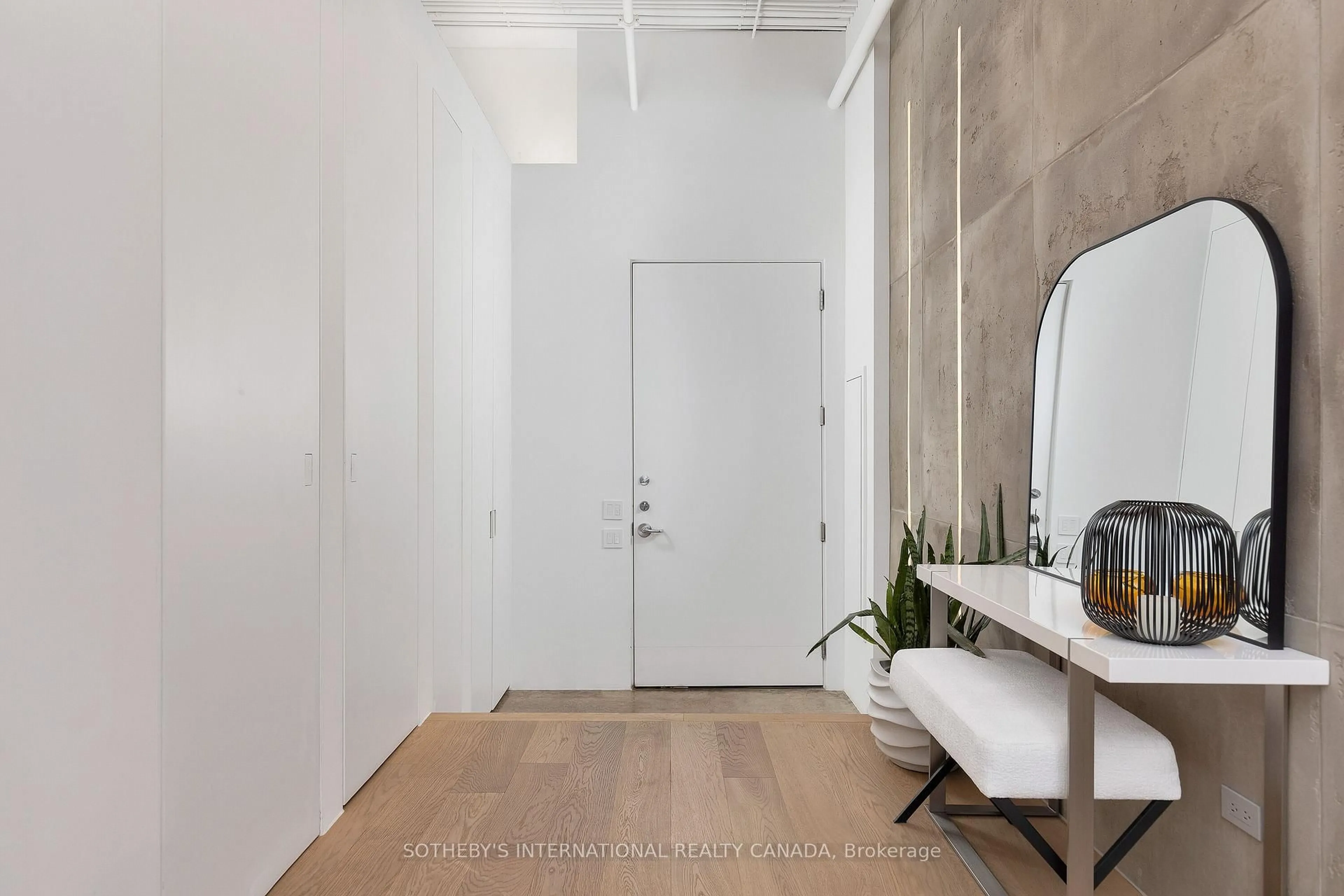 Indoor entryway for 90 Sumach St #702, Toronto Ontario M5A 4R4