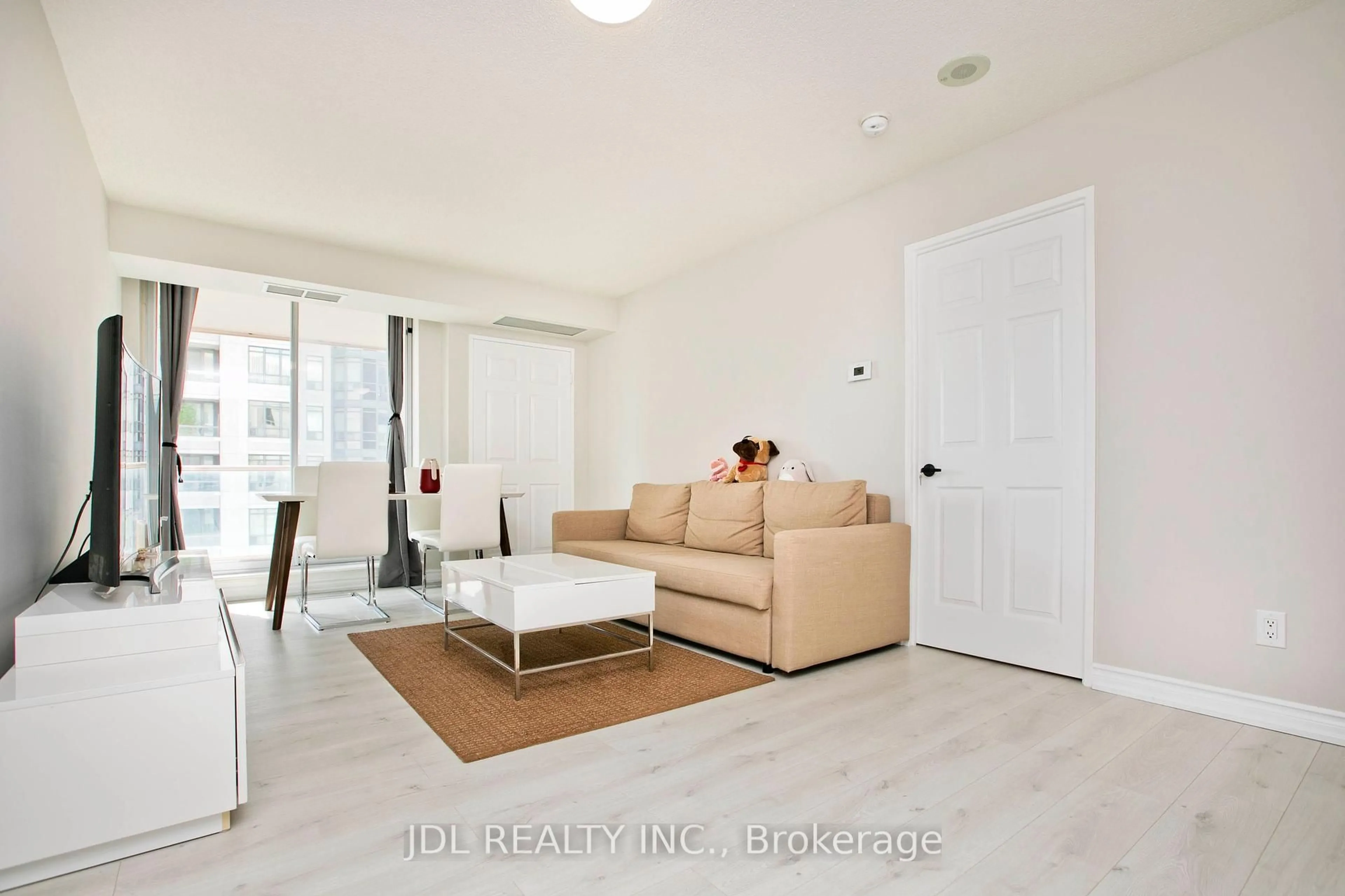 Living room with furniture, unknown for 35 EMPRESS Ave #2209, Toronto Ontario M2N 6T3