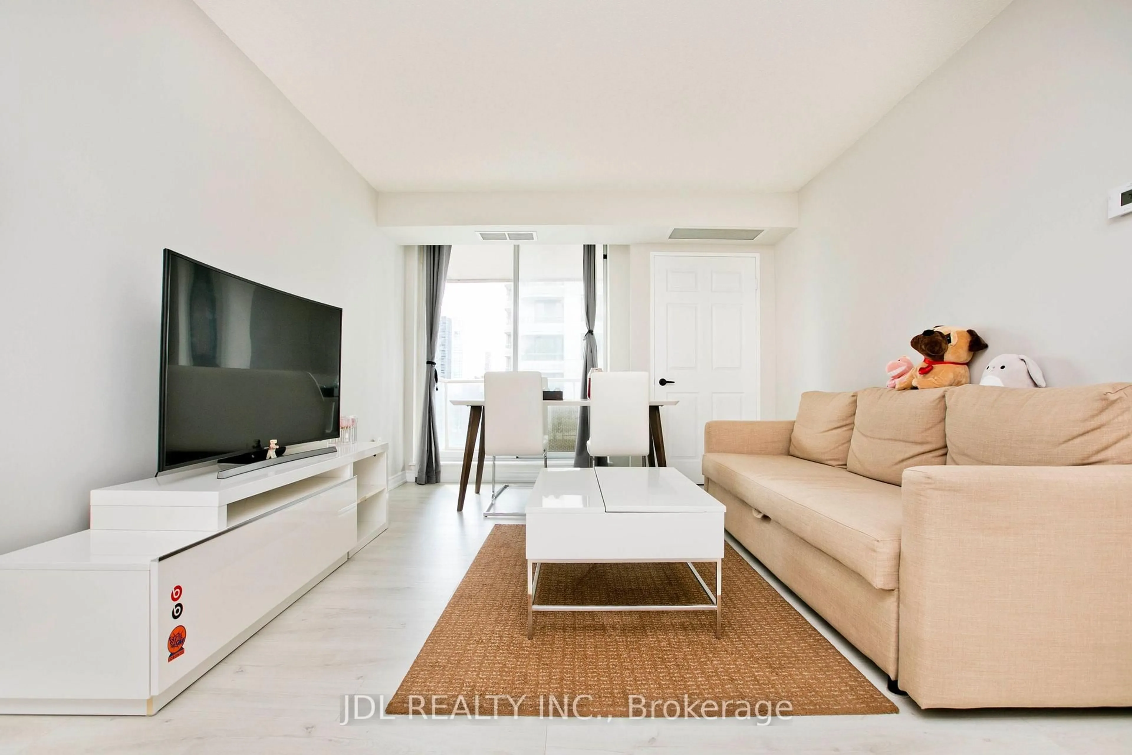 Living room with furniture, unknown for 35 EMPRESS Ave #2209, Toronto Ontario M2N 6T3