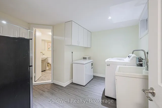 Additional property image - 9 Lynedock Cres