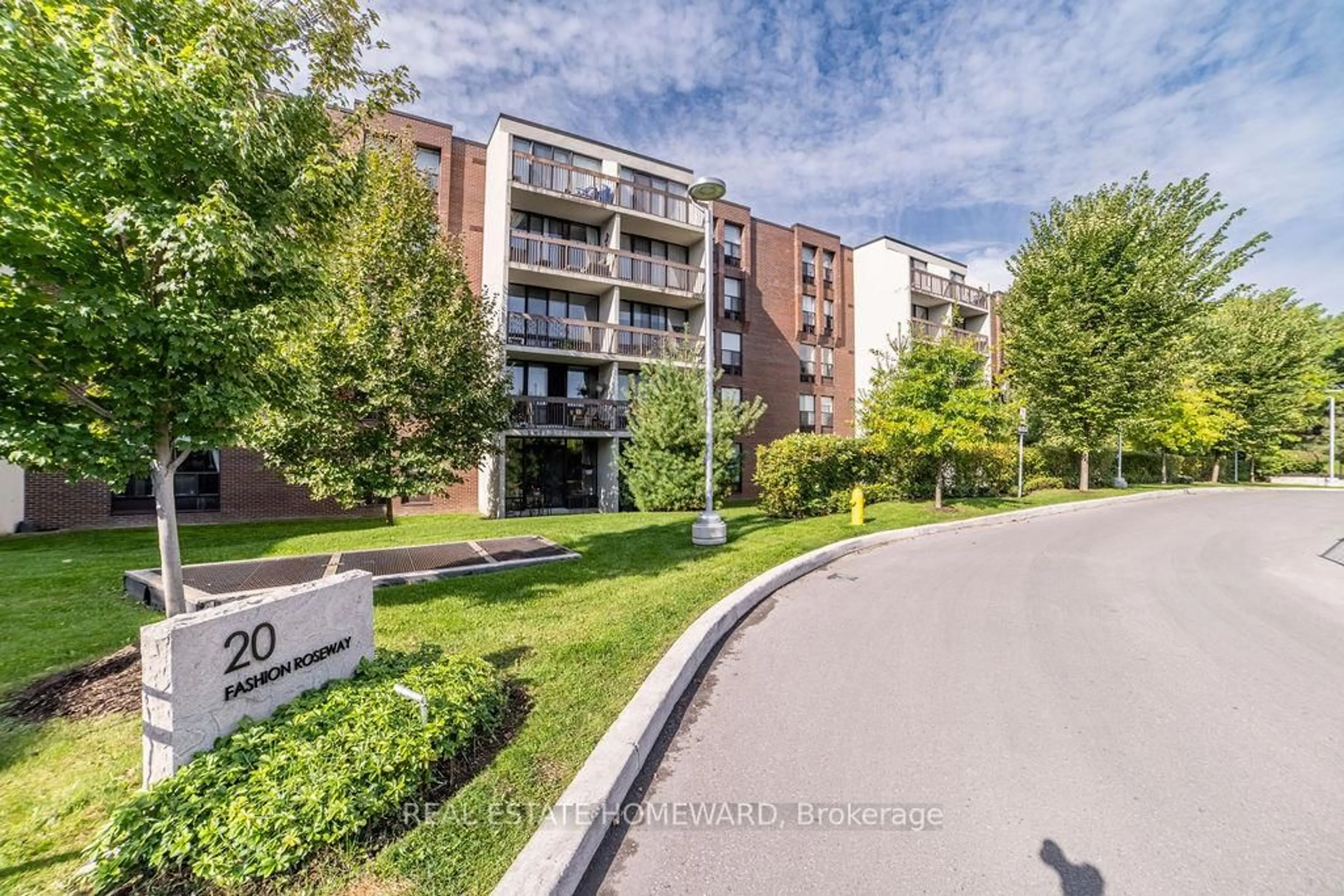 A pic from outside/outdoor area/front of a property/back of a property/a pic from drone, street for 20 Fashion Roseway #415, Toronto Ontario M2N 6B5