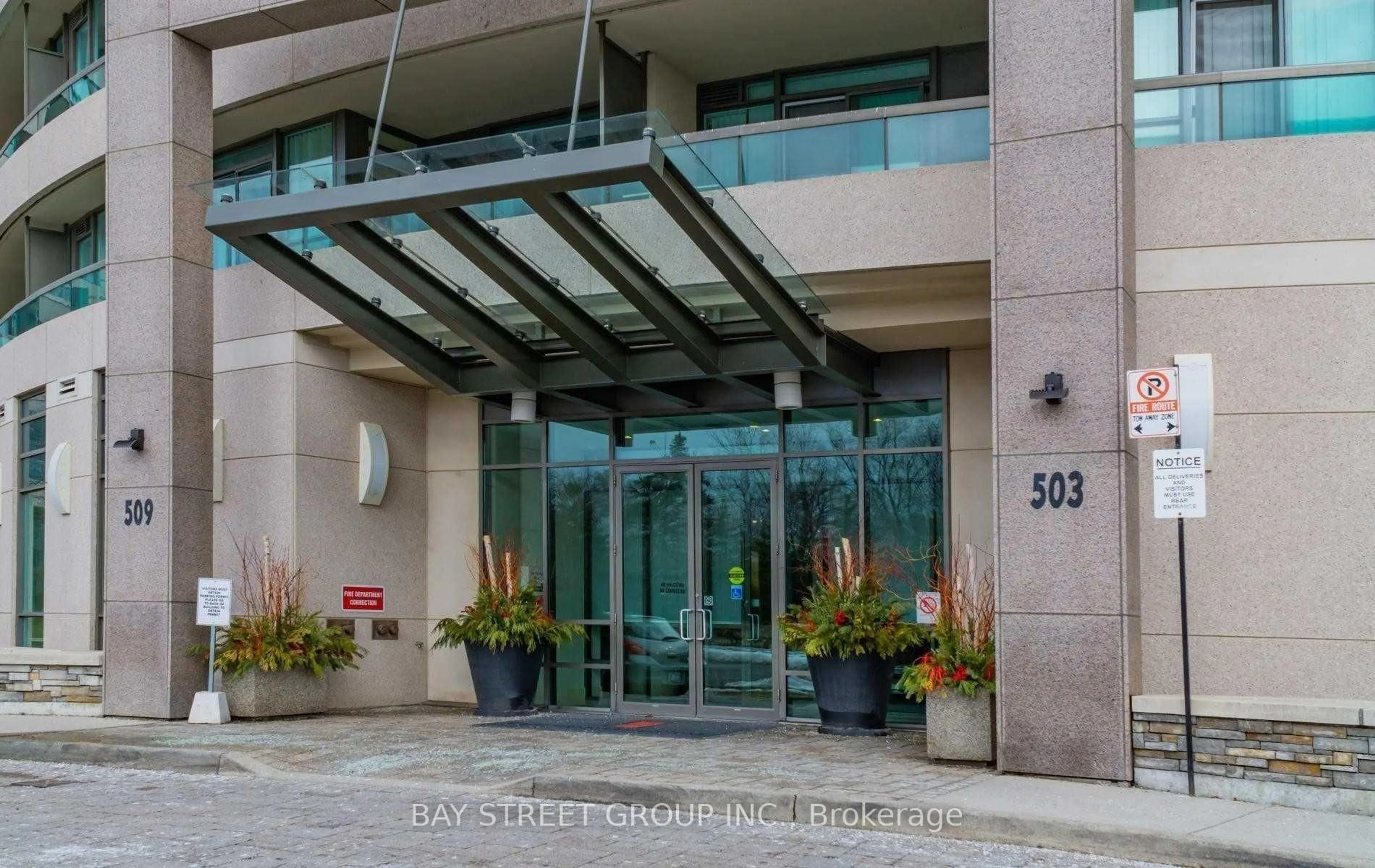 Indoor foyer for 503 Beecroft Rd #1501, Toronto Ontario M2N 0A2