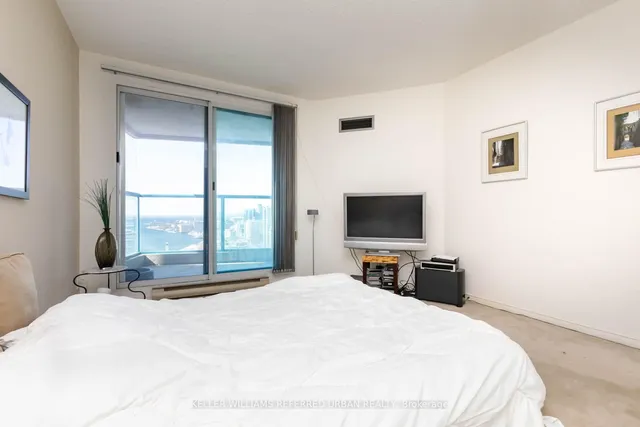 Additional property image - 77 Harbour Sq Unit 2910