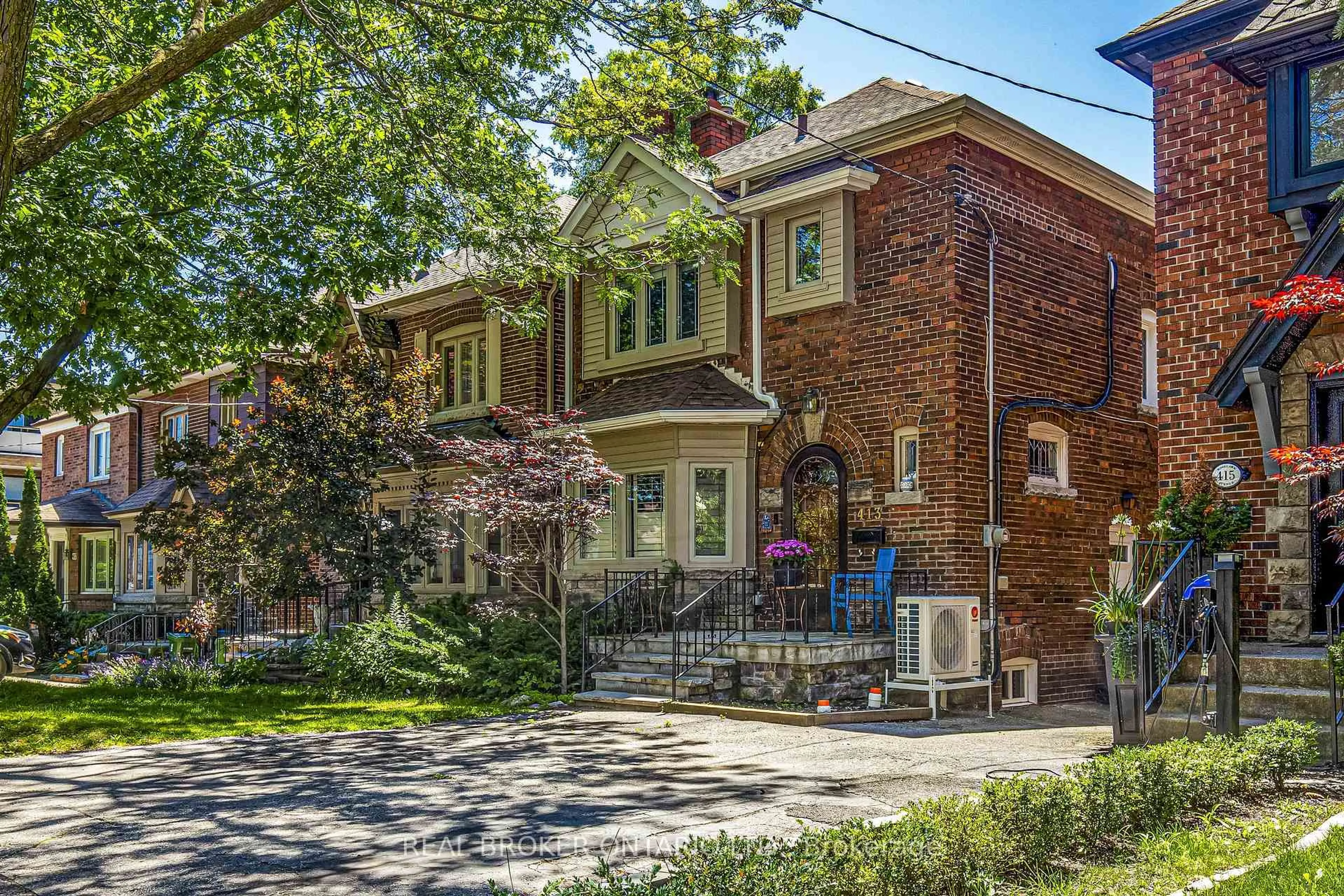 Home with brick exterior material, street for 413 Roselawn Ave, Toronto Ontario M5N 1J9