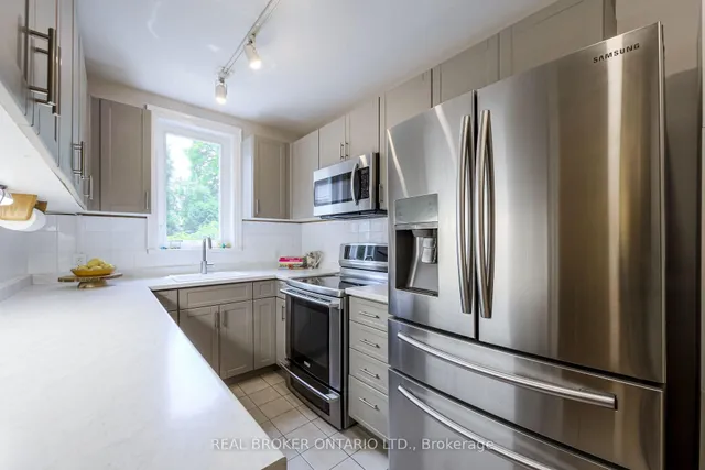 Additional property image - 413 Roselawn Ave