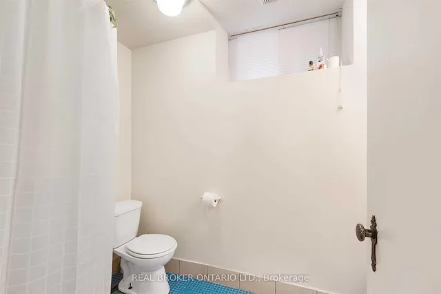 Additional image 11 of 499 Palmerston Blvd