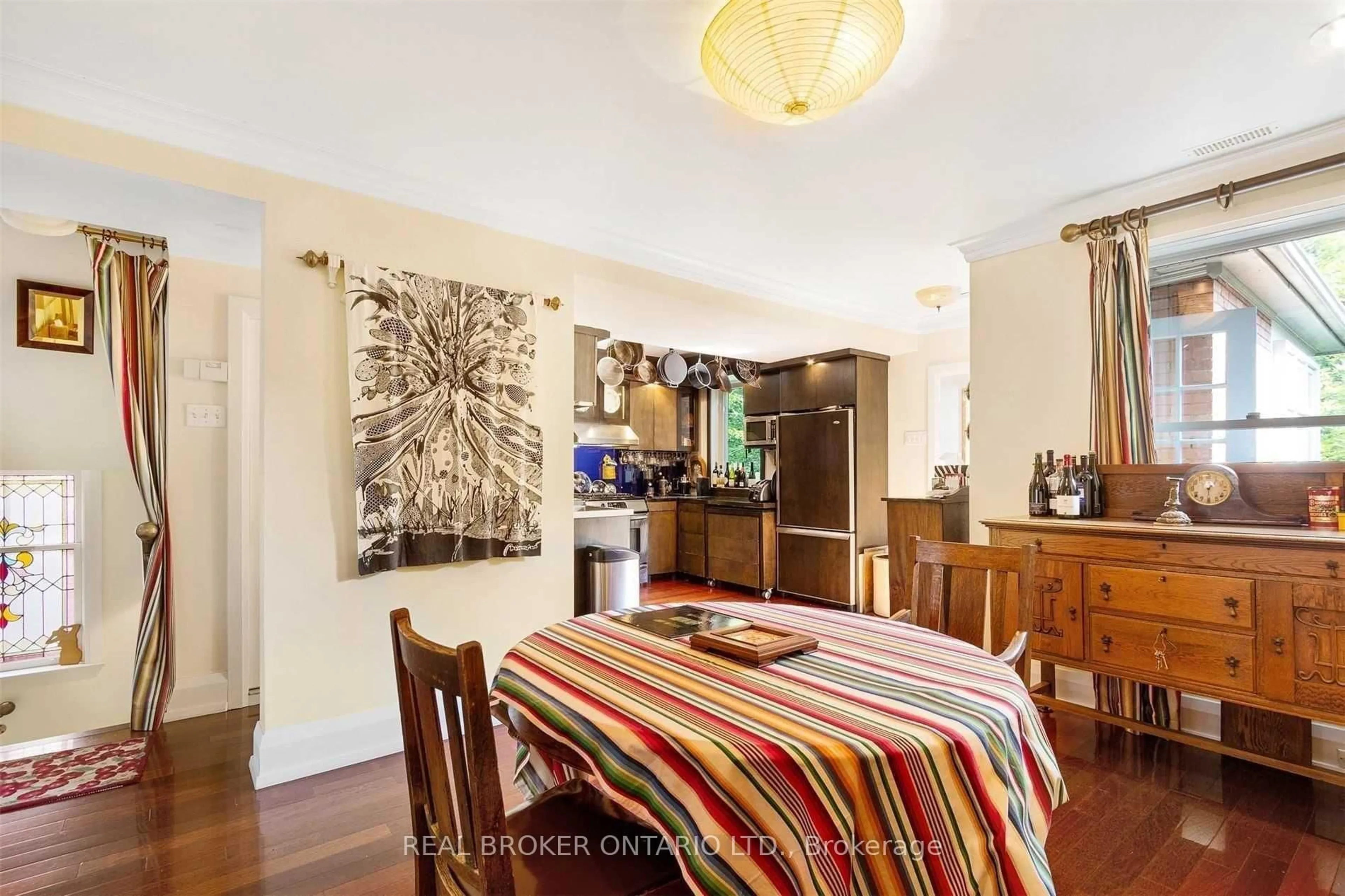 Dining room, unknown for 499 Palmerston Blvd, Toronto Ontario M6G 2P2