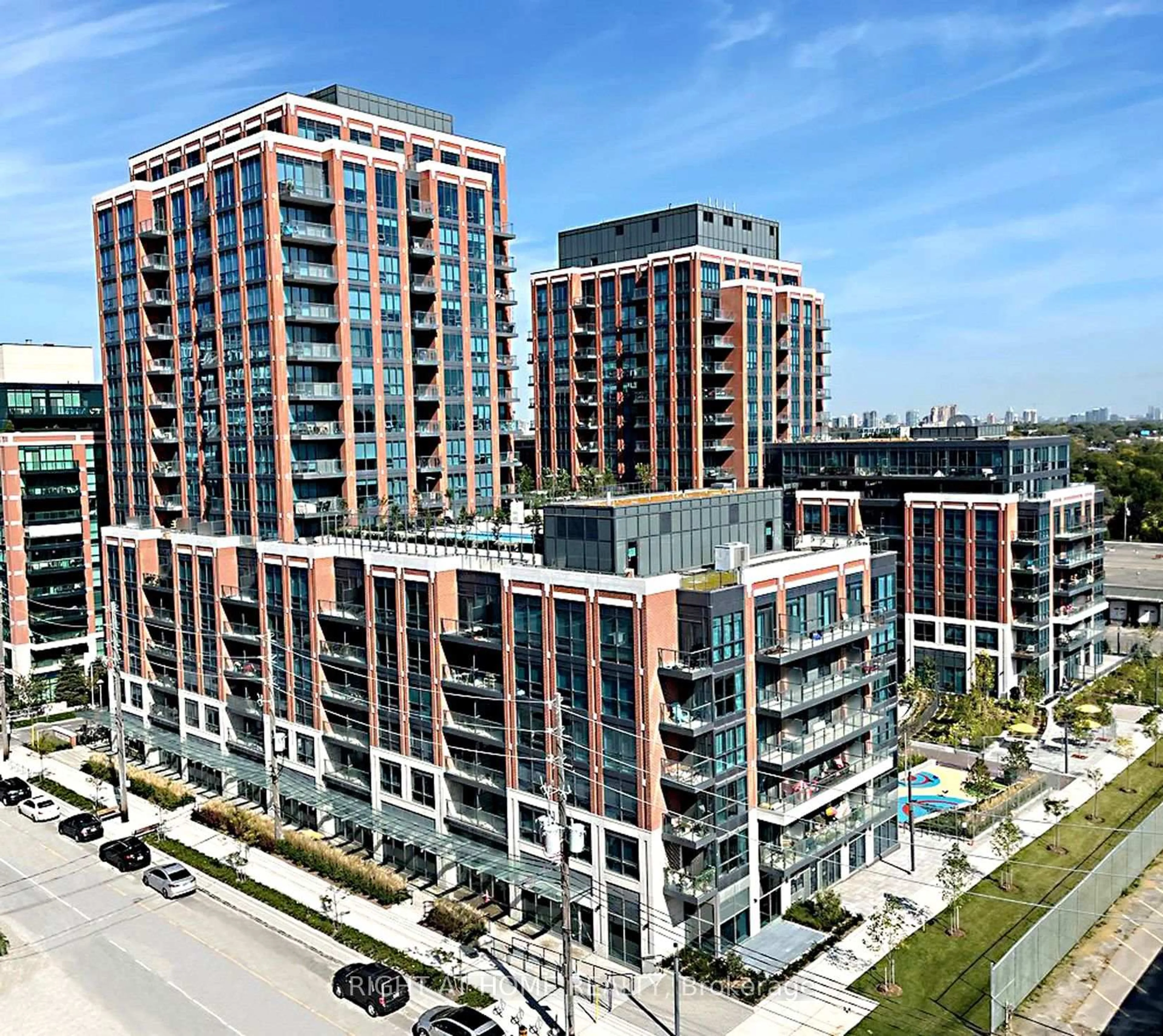 A pic from outside/outdoor area/front of a property/back of a property/a pic from drone, city buildings view from balcony for 31 Tippett Rd #541, Toronto Ontario M3H 0C8