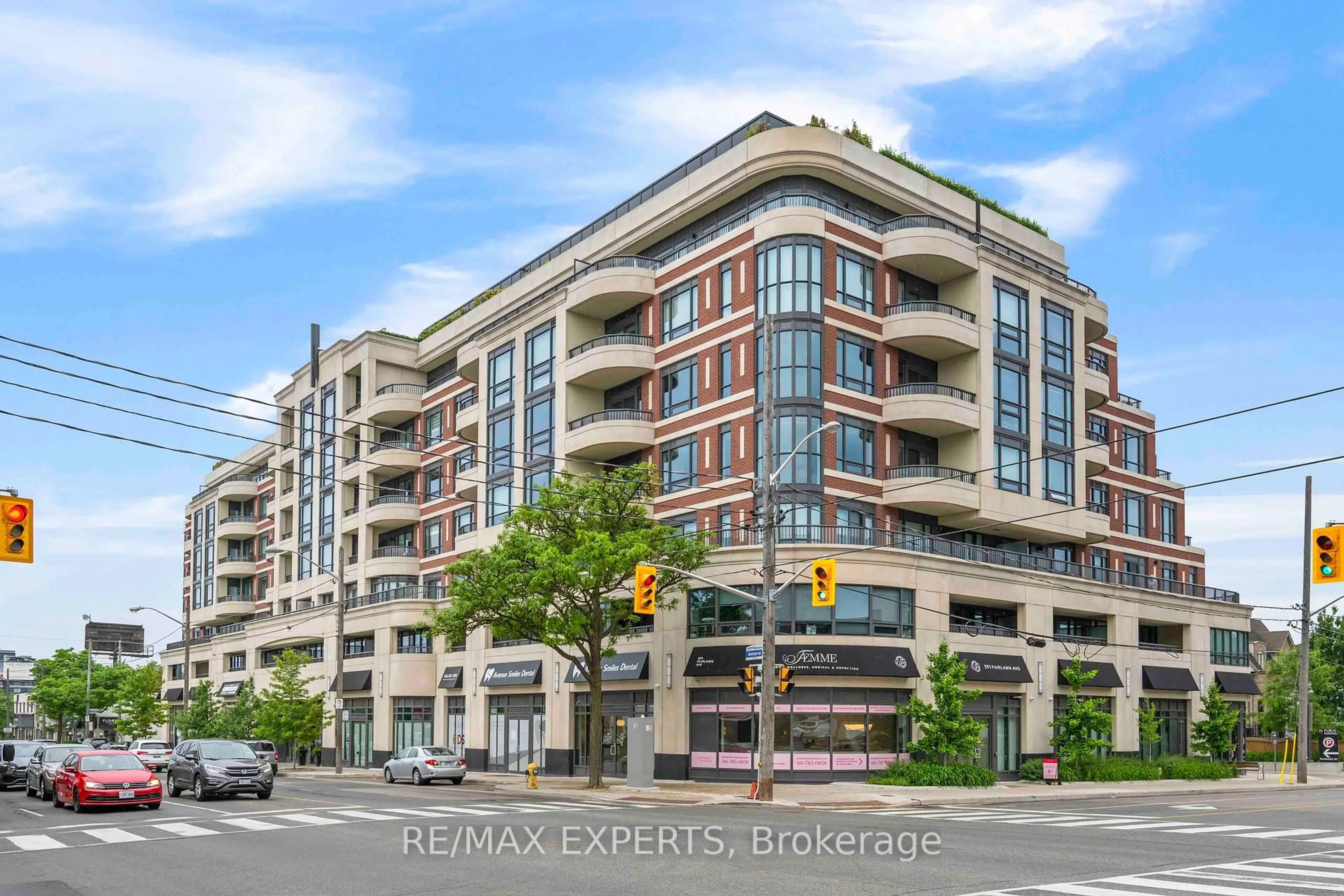 Unknown for 1700 Avenue Rd #702, Toronto Ontario M5M 3Y4