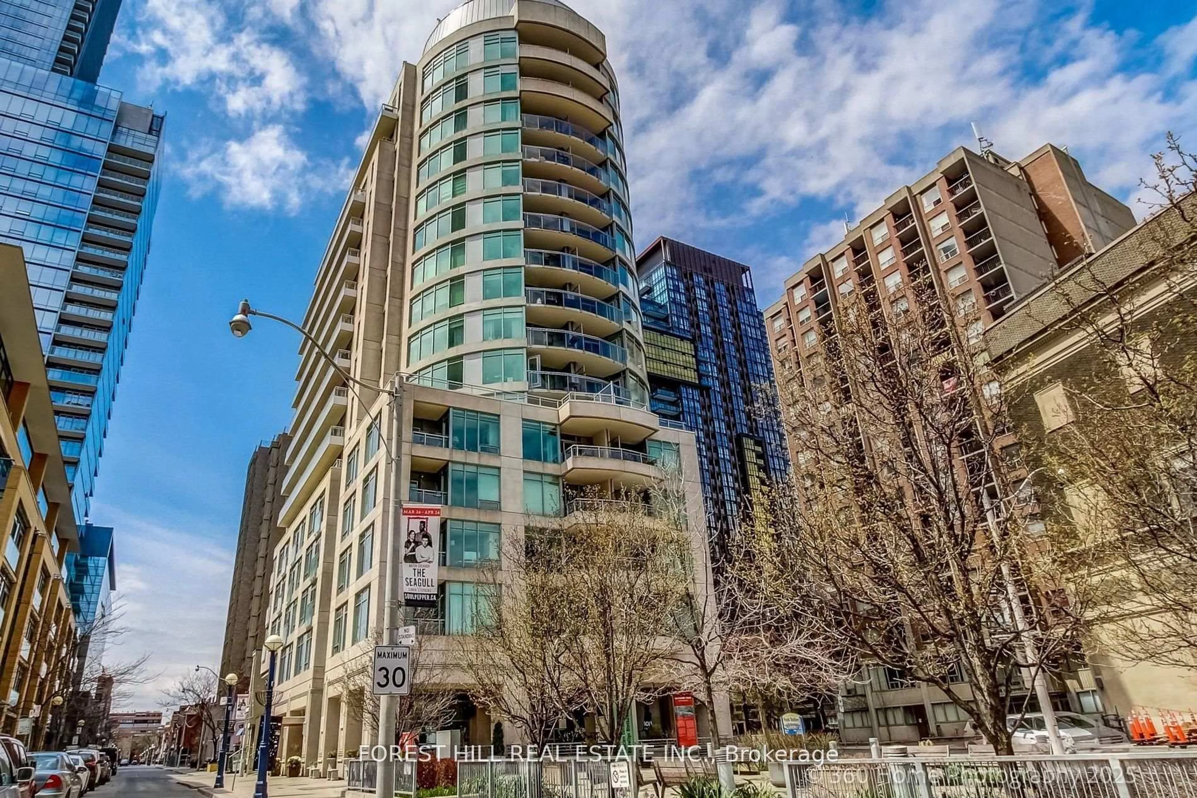 Unknown for 8 Scollard St #302, Toronto Ontario M5R 1M2