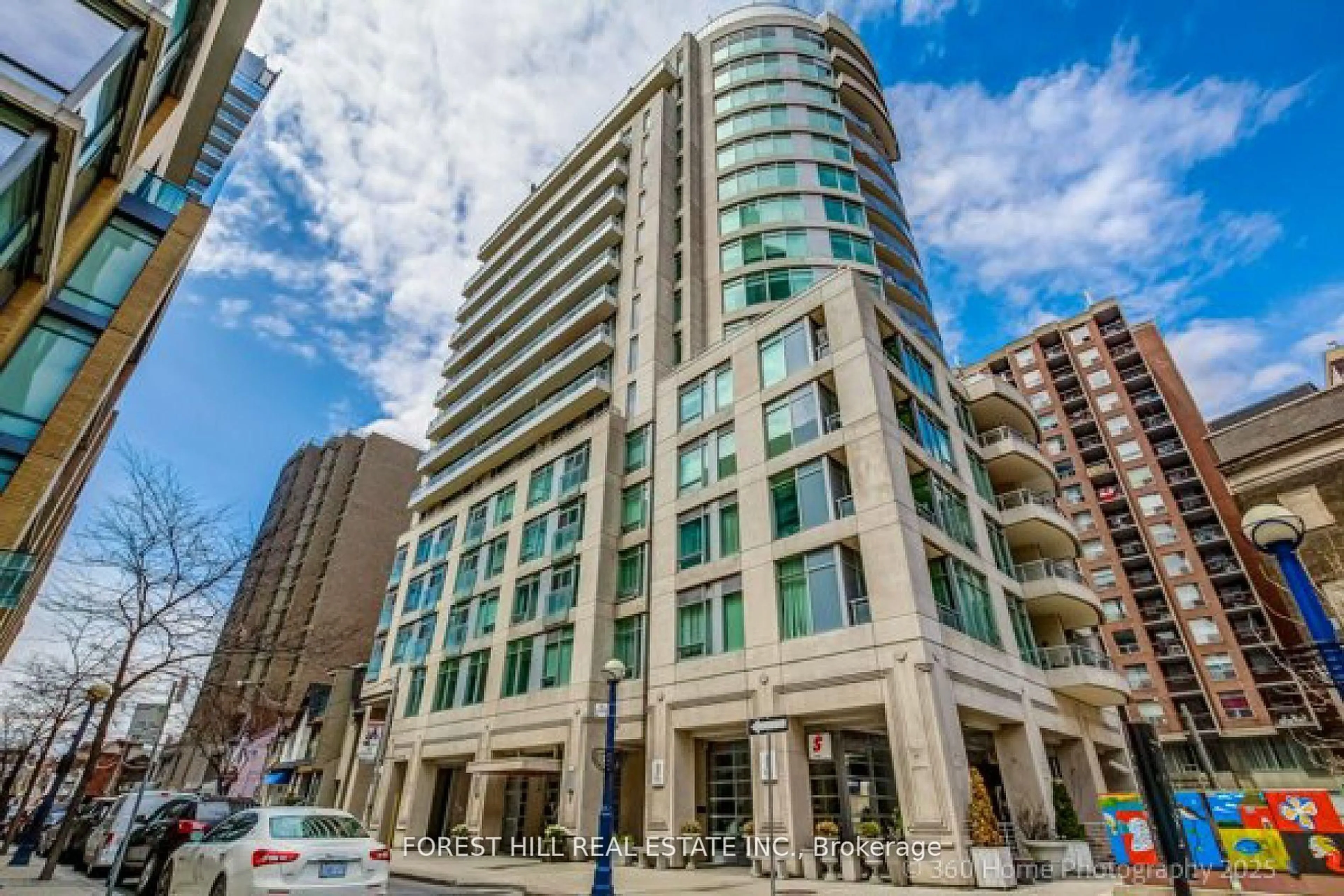 Unknown for 8 Scollard St #302, Toronto Ontario M5R 1M2